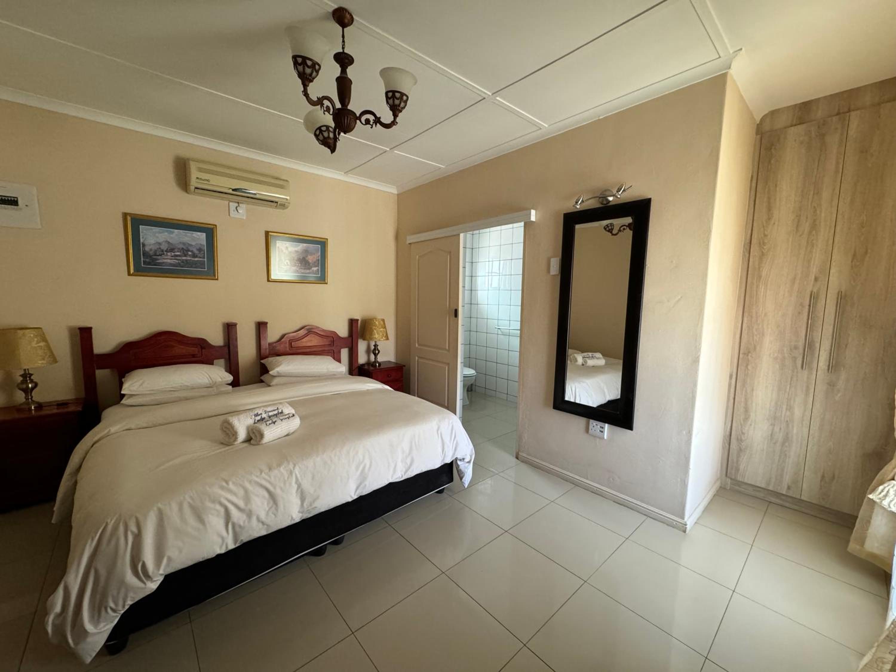 Suite with Garden View photo 3