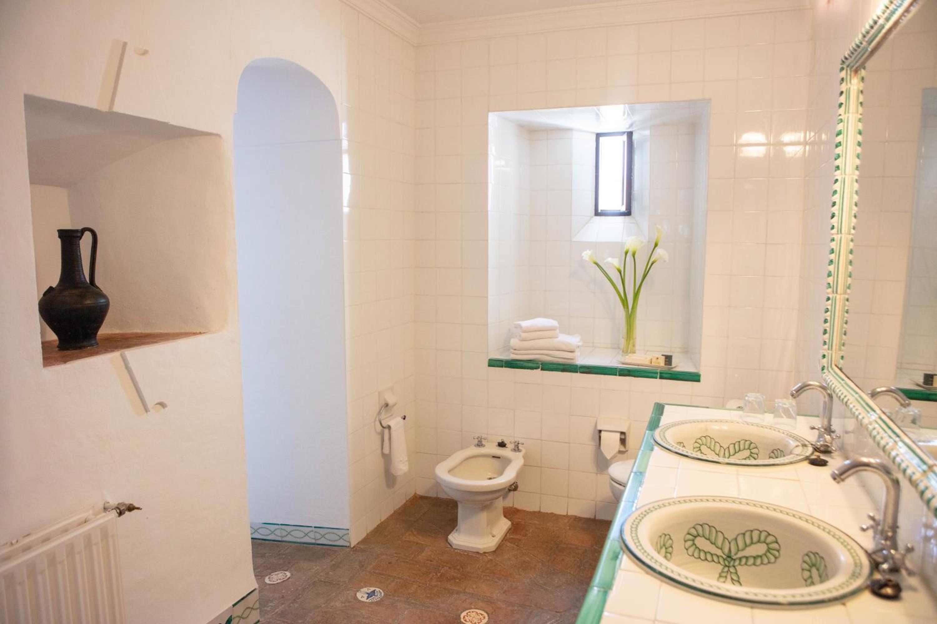 Double Room - Photo 4
