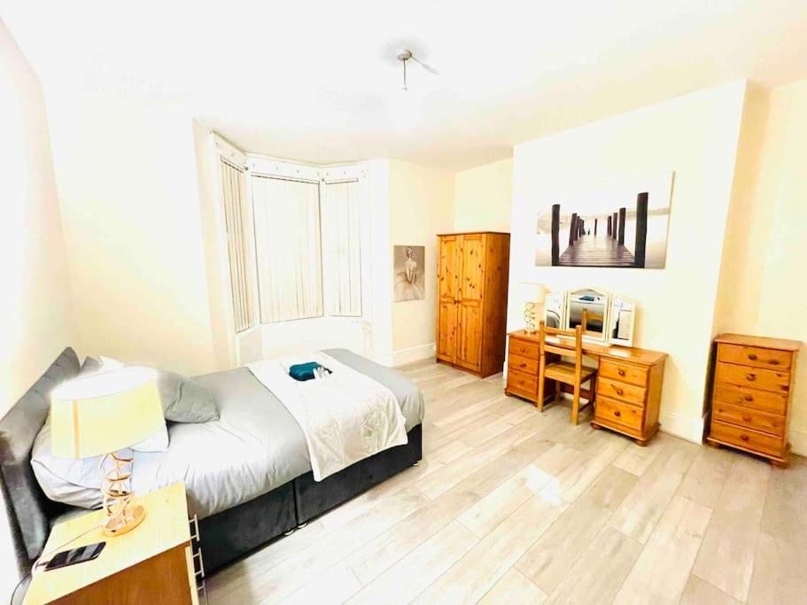 Two-Bedroom Apartment photo 1