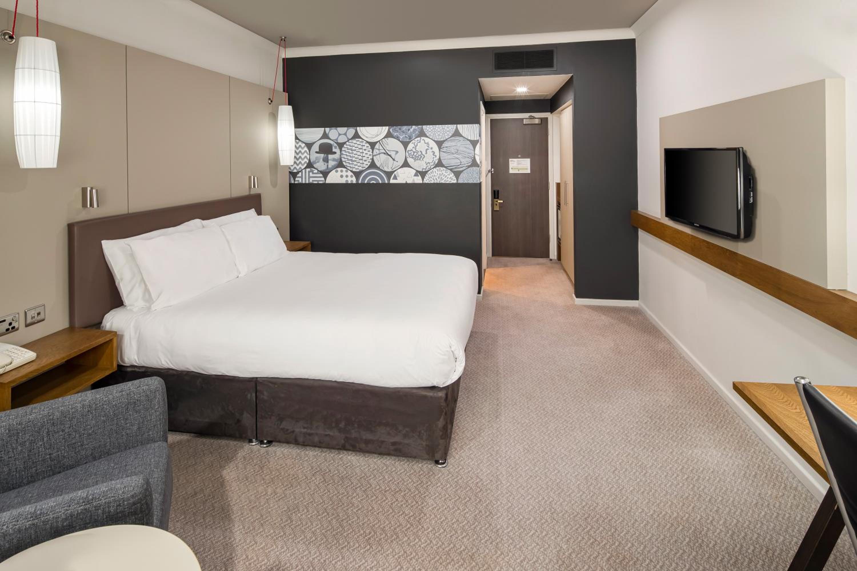 Standard Queen Room - Photo 3