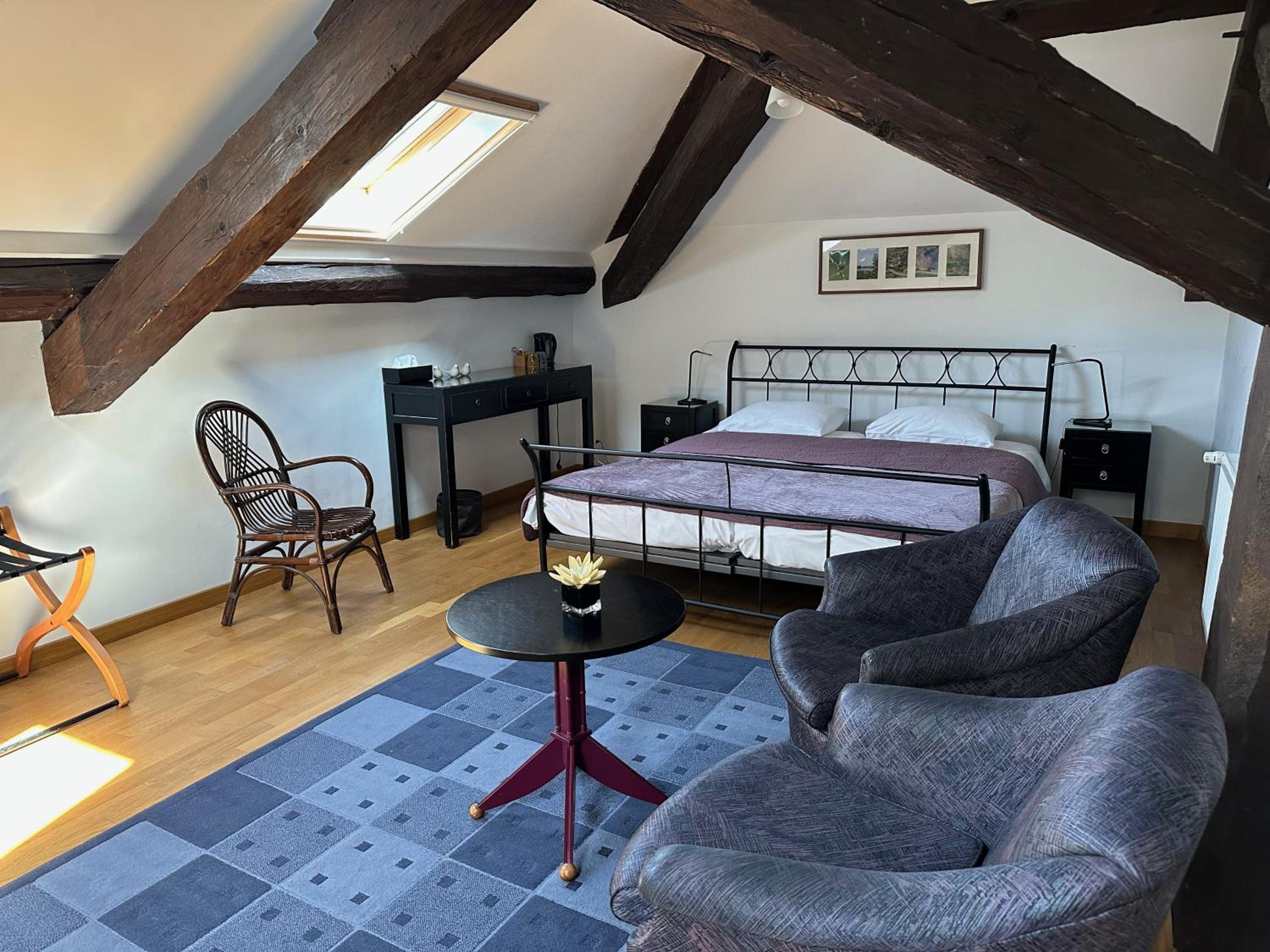 Deluxe Family Room photo 2