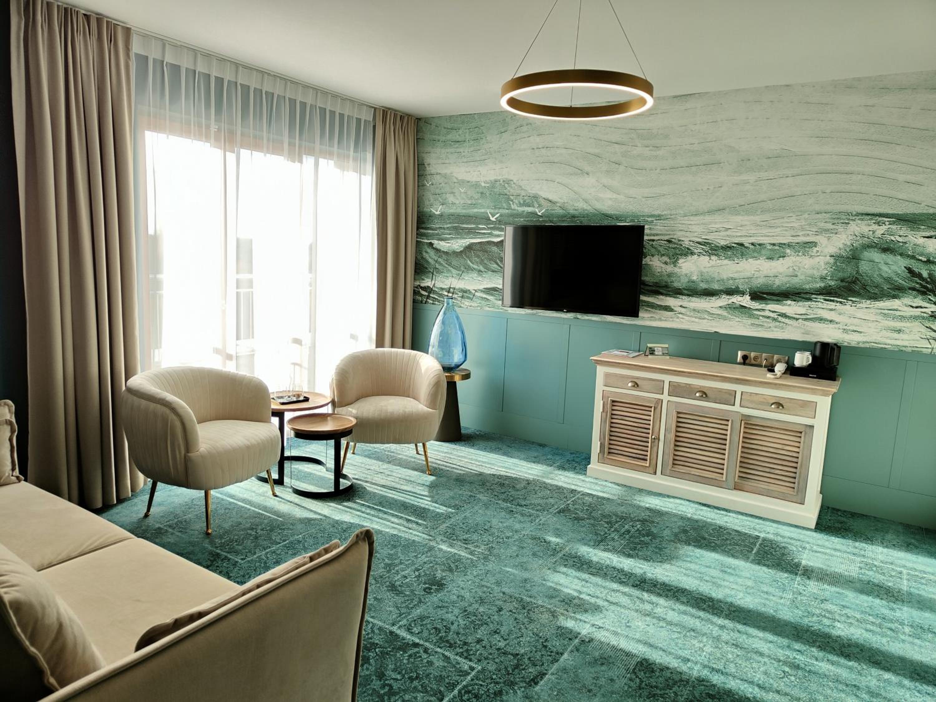 One-Bedroom Apartment (Adults Only) - Photo 12