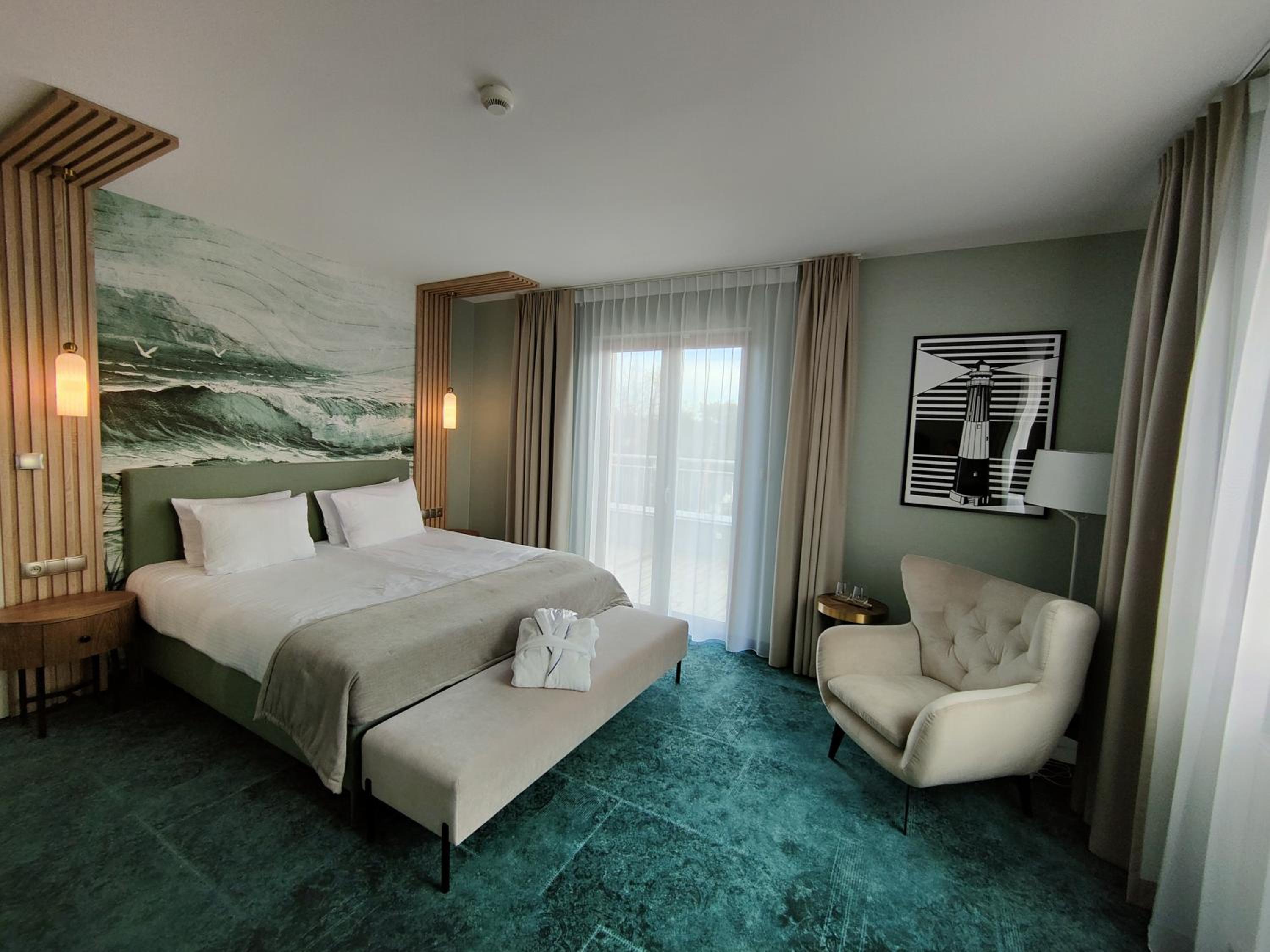 One-Bedroom Apartment (Adults Only) - Photo 7