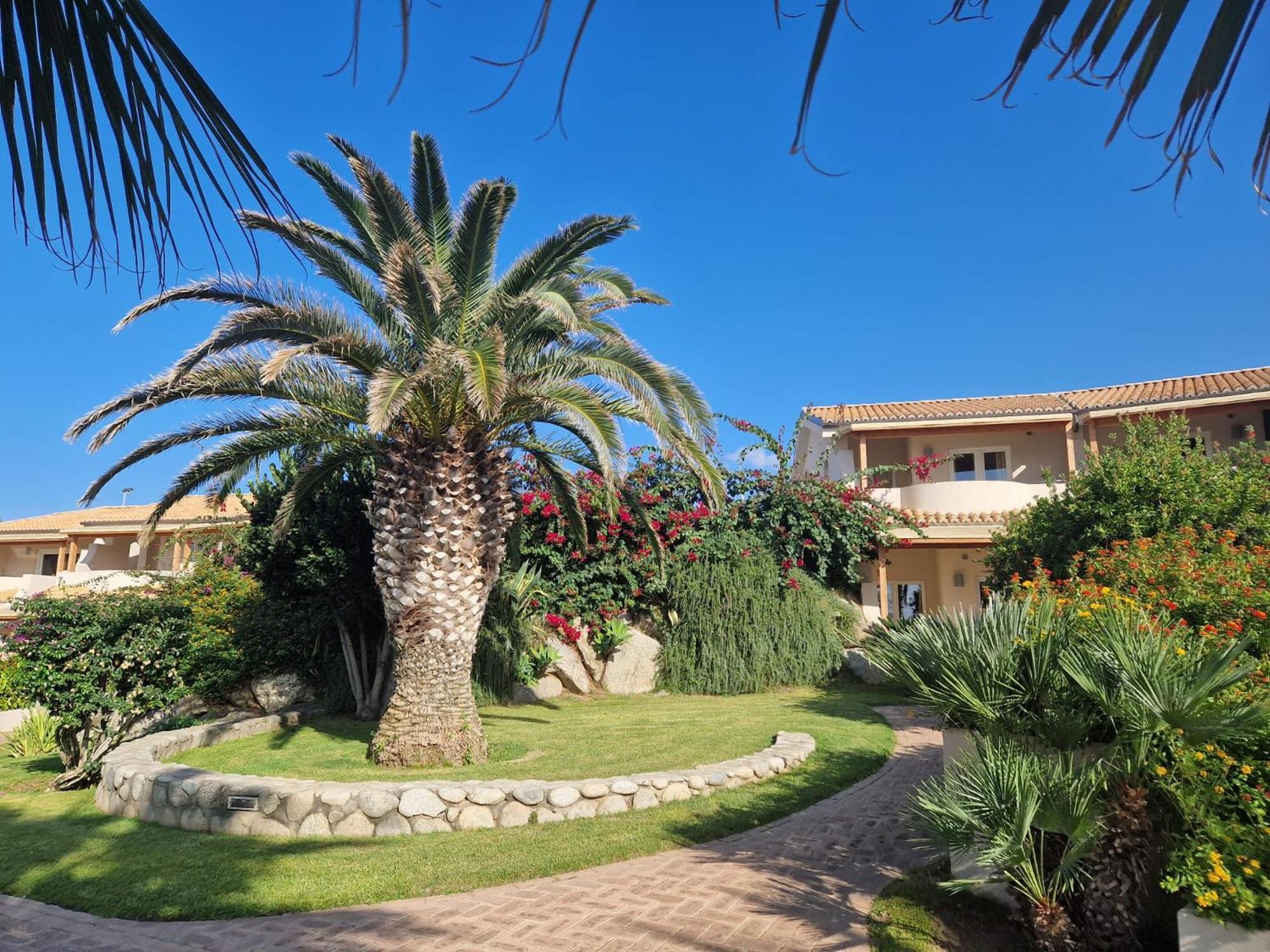 Apartment with Sea View - Photo 2