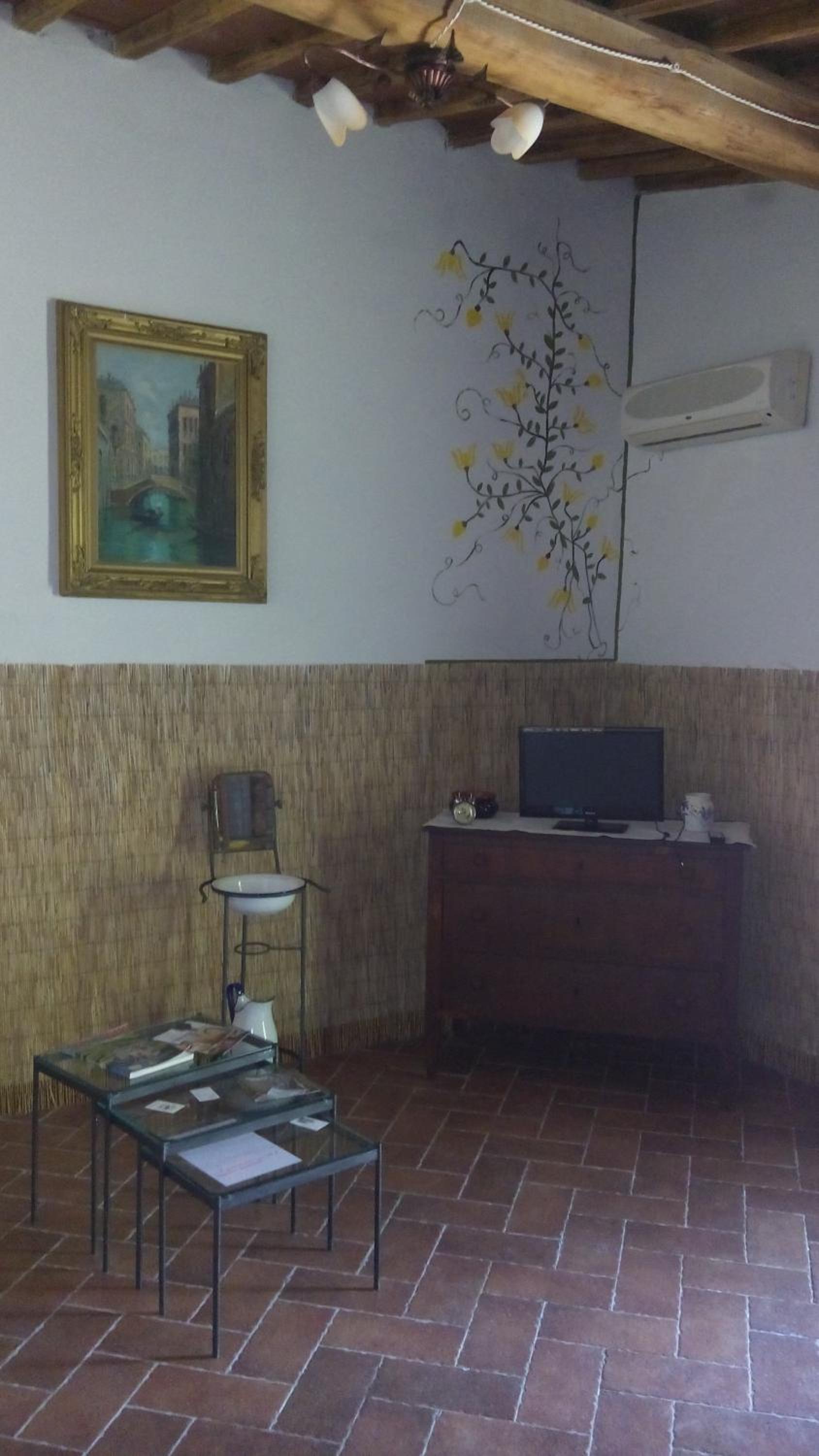 Two-Bedroom Apartment photo 3