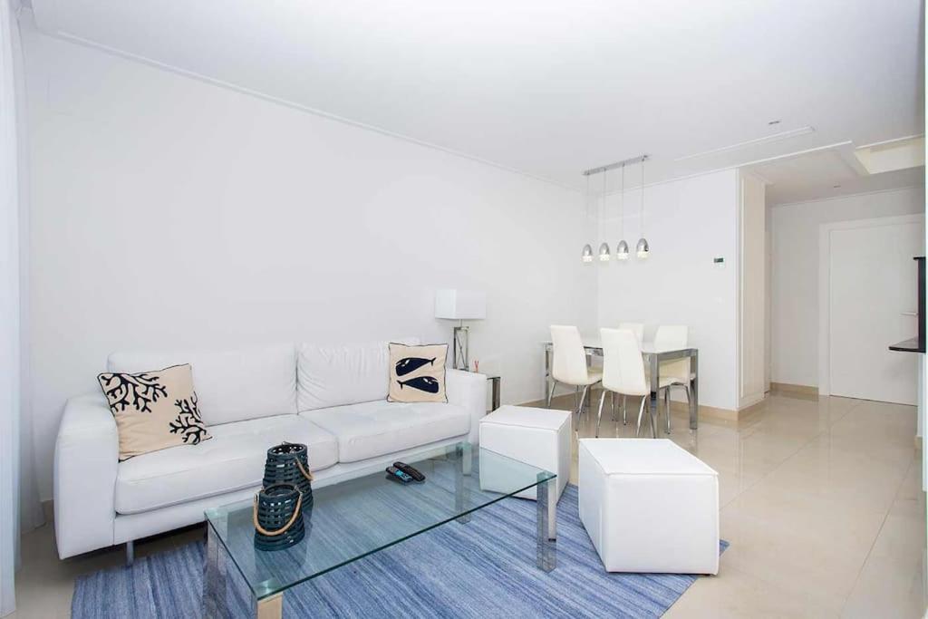 Villa de Tres Habitaciones