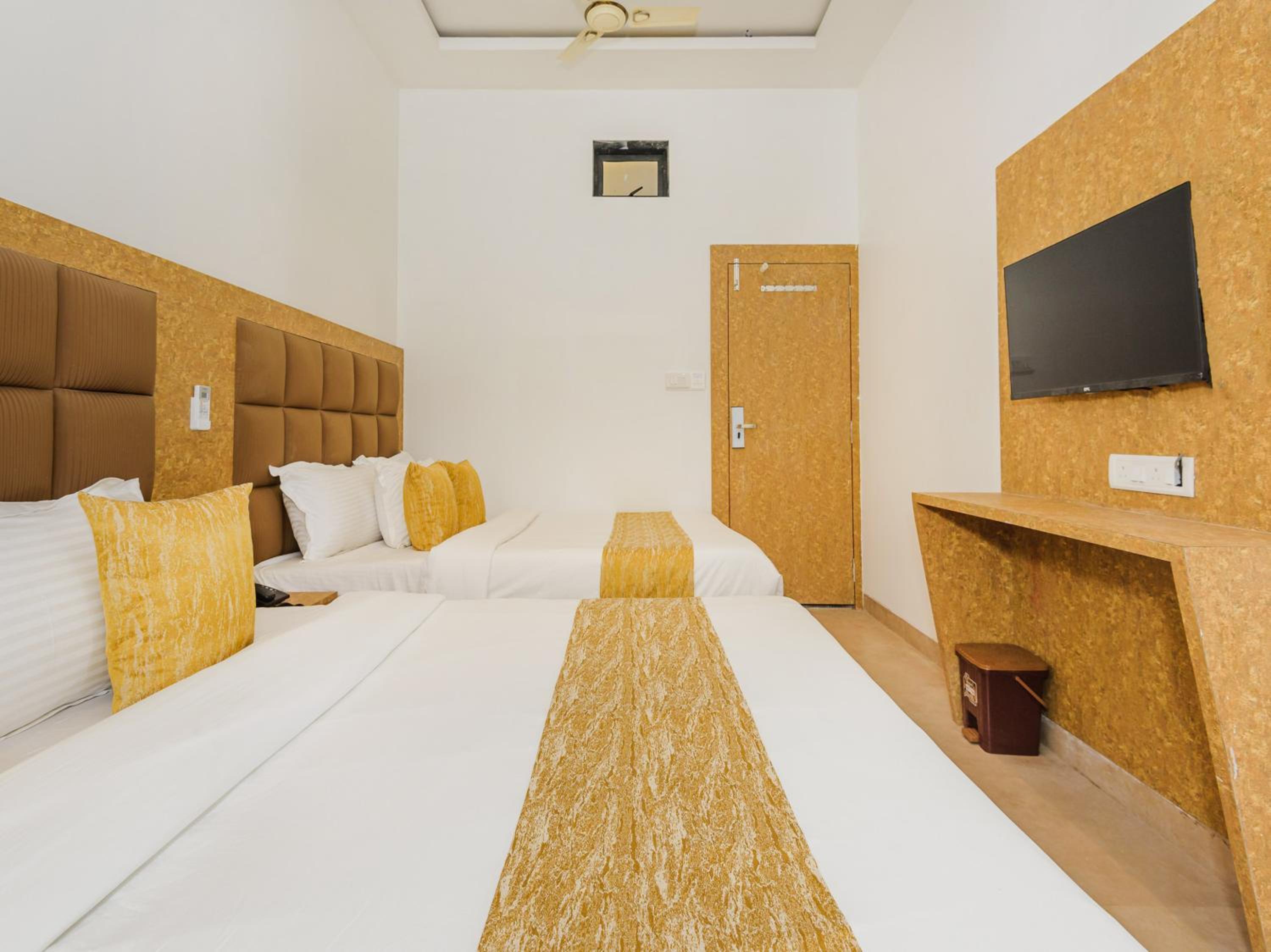 Family Suite - Photo 7