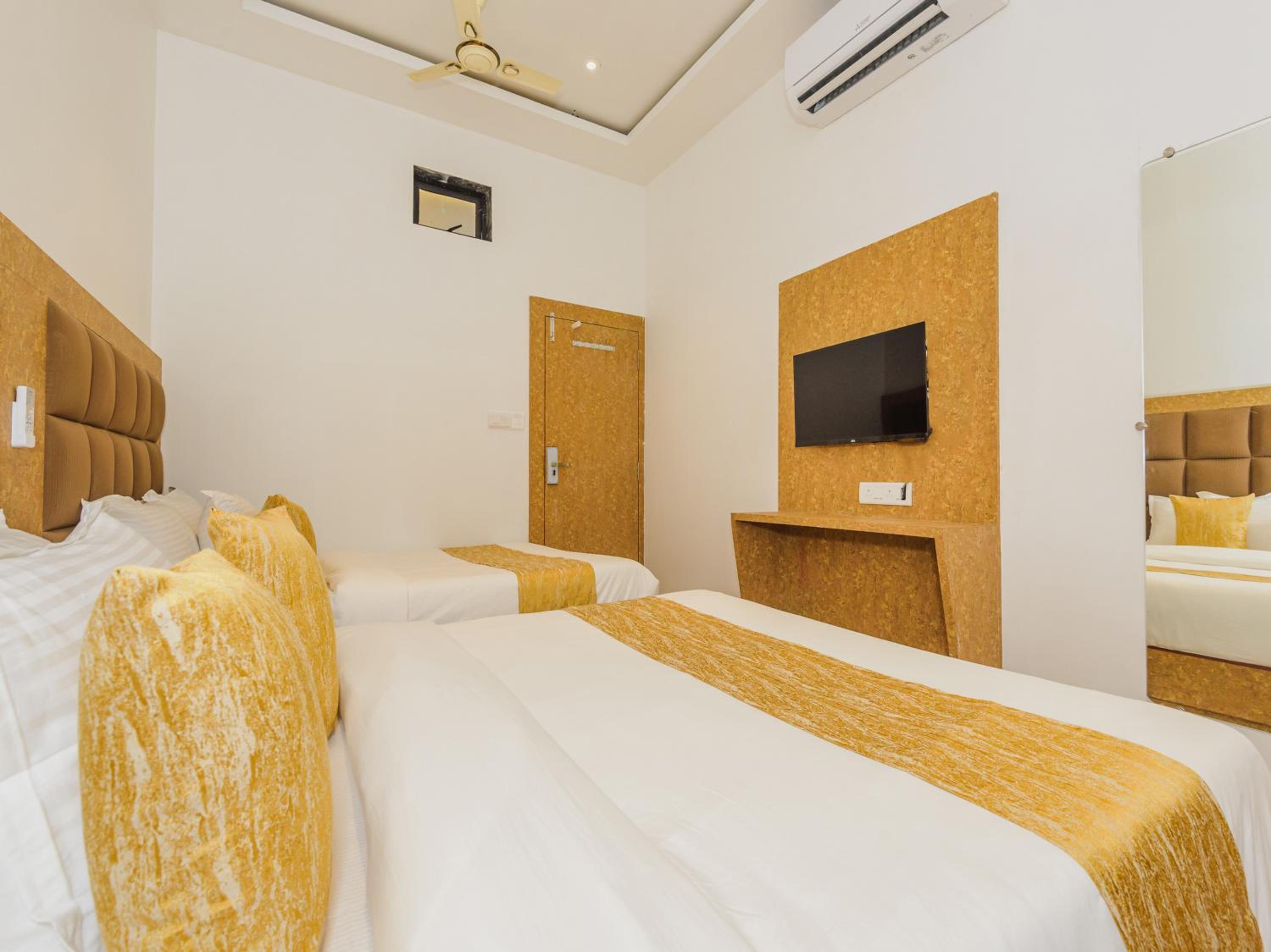 Family Suite - Photo 6