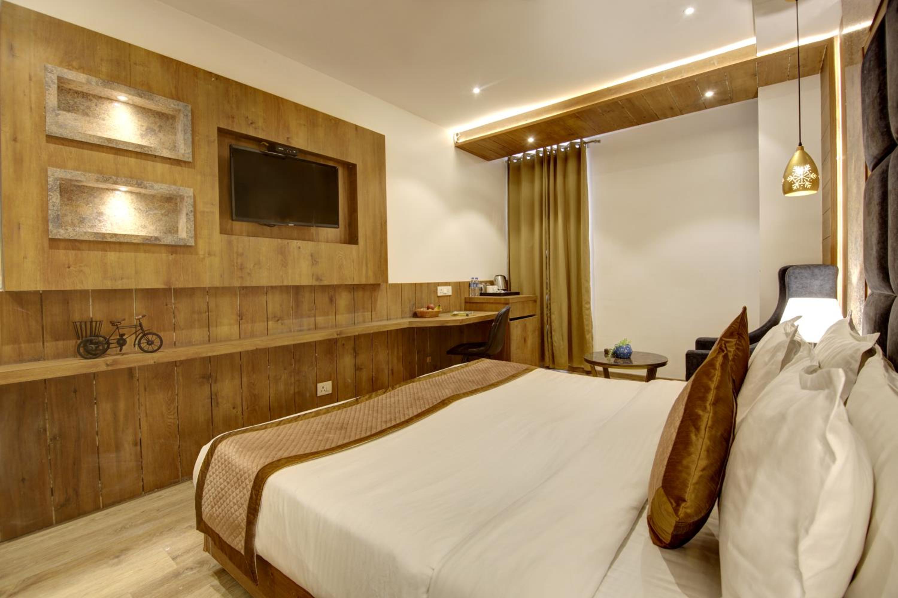 Oak Room - Photo 6