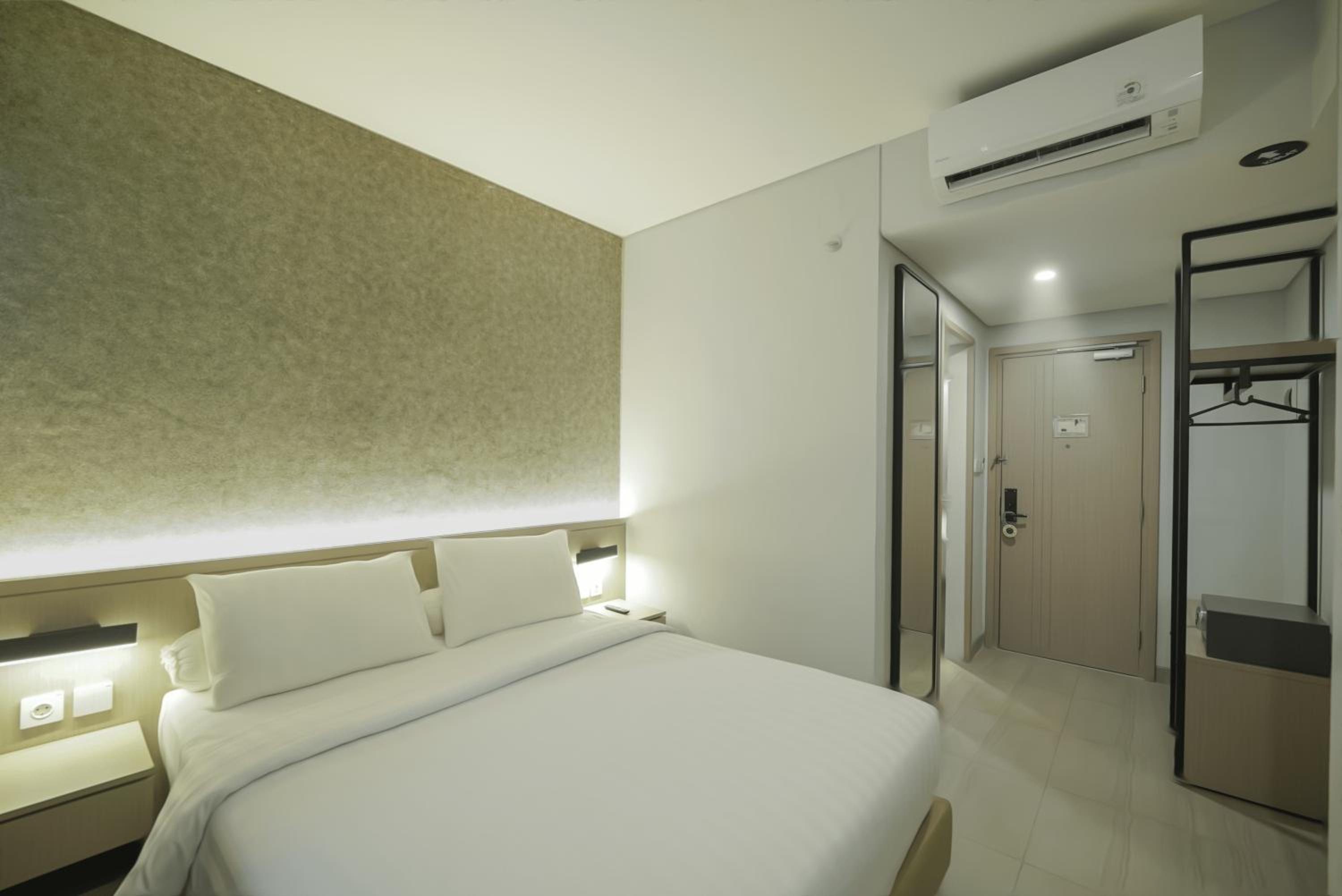 Deluxe Double Room - Photo 1