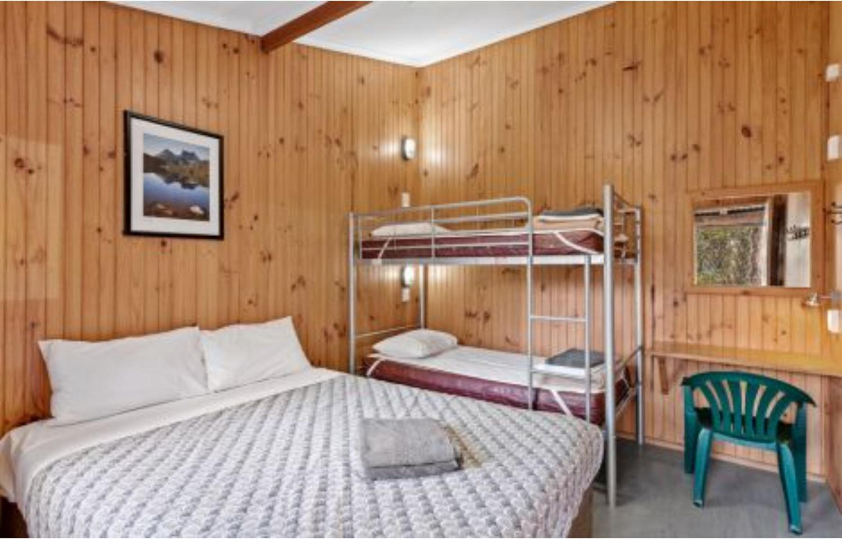 Economy Dorm (Shared Amenities)