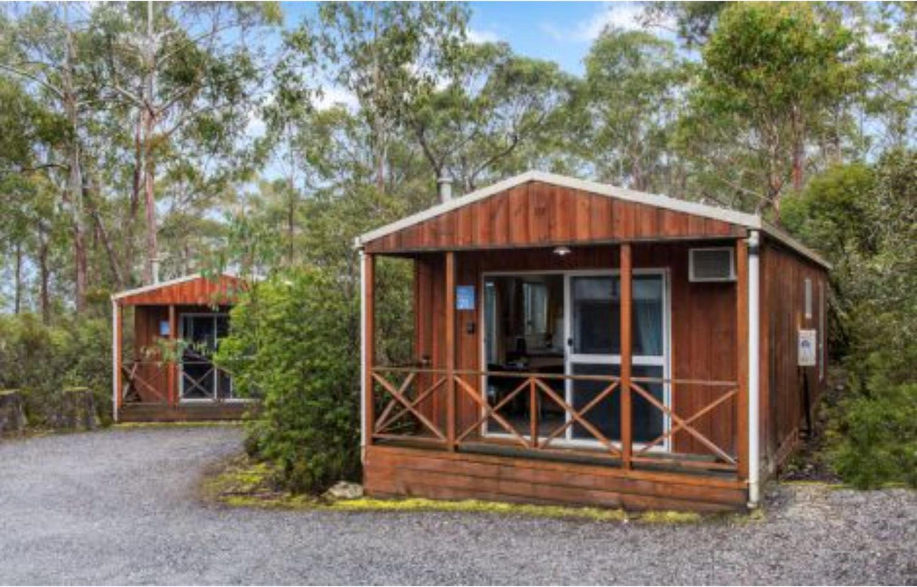 Standard Cabin - Sleeps 4 photo 2