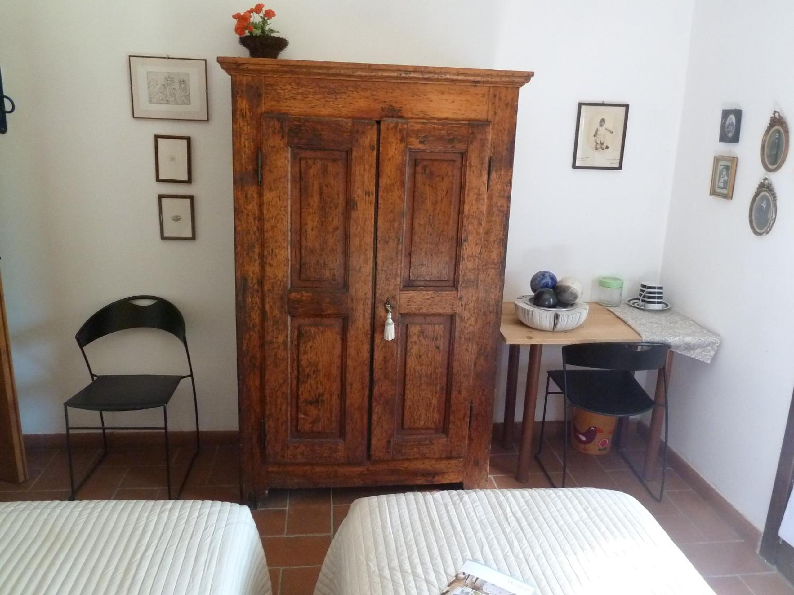 Double or Twin Room with Bathroom photo 2