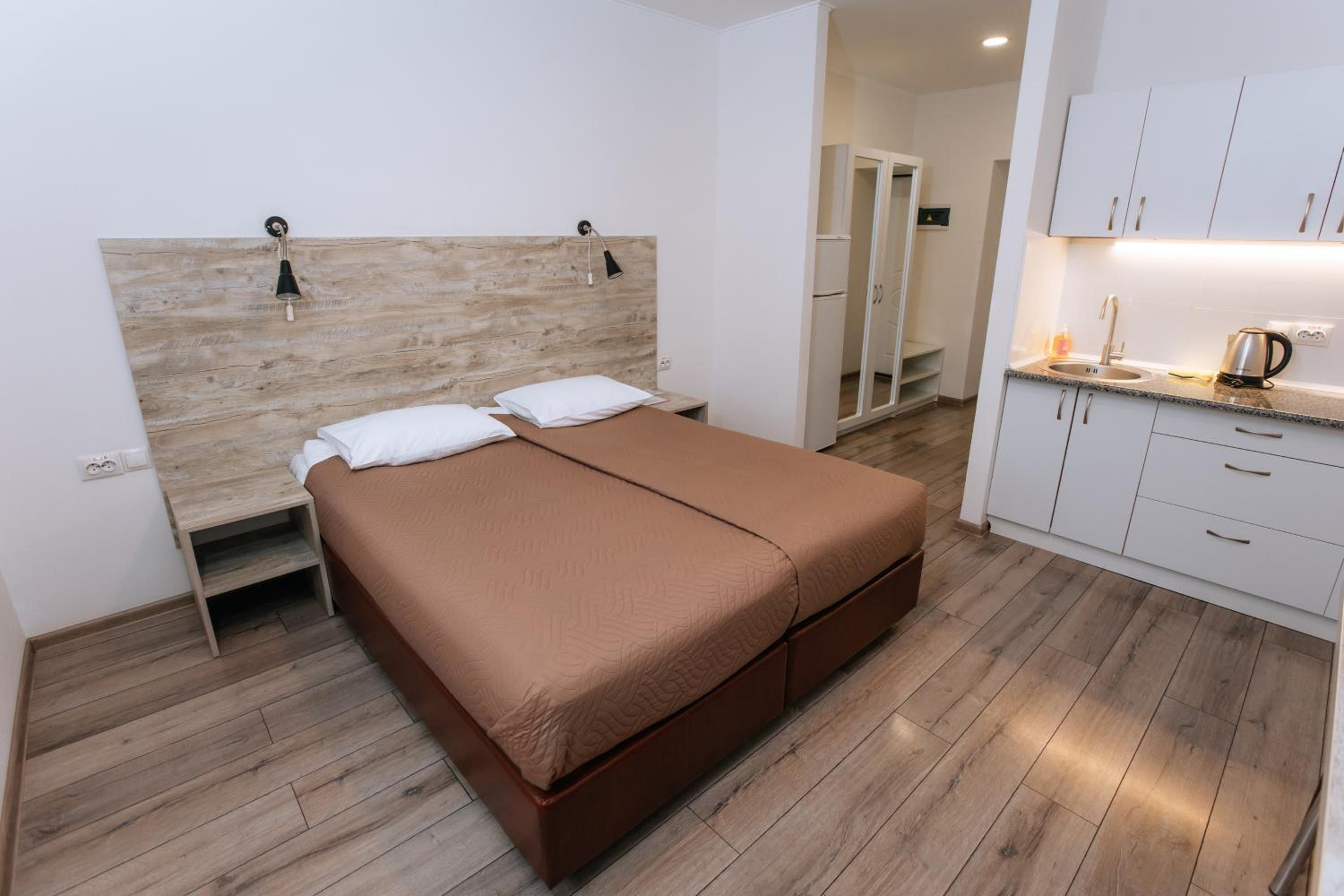 Studio Apartment photo 3