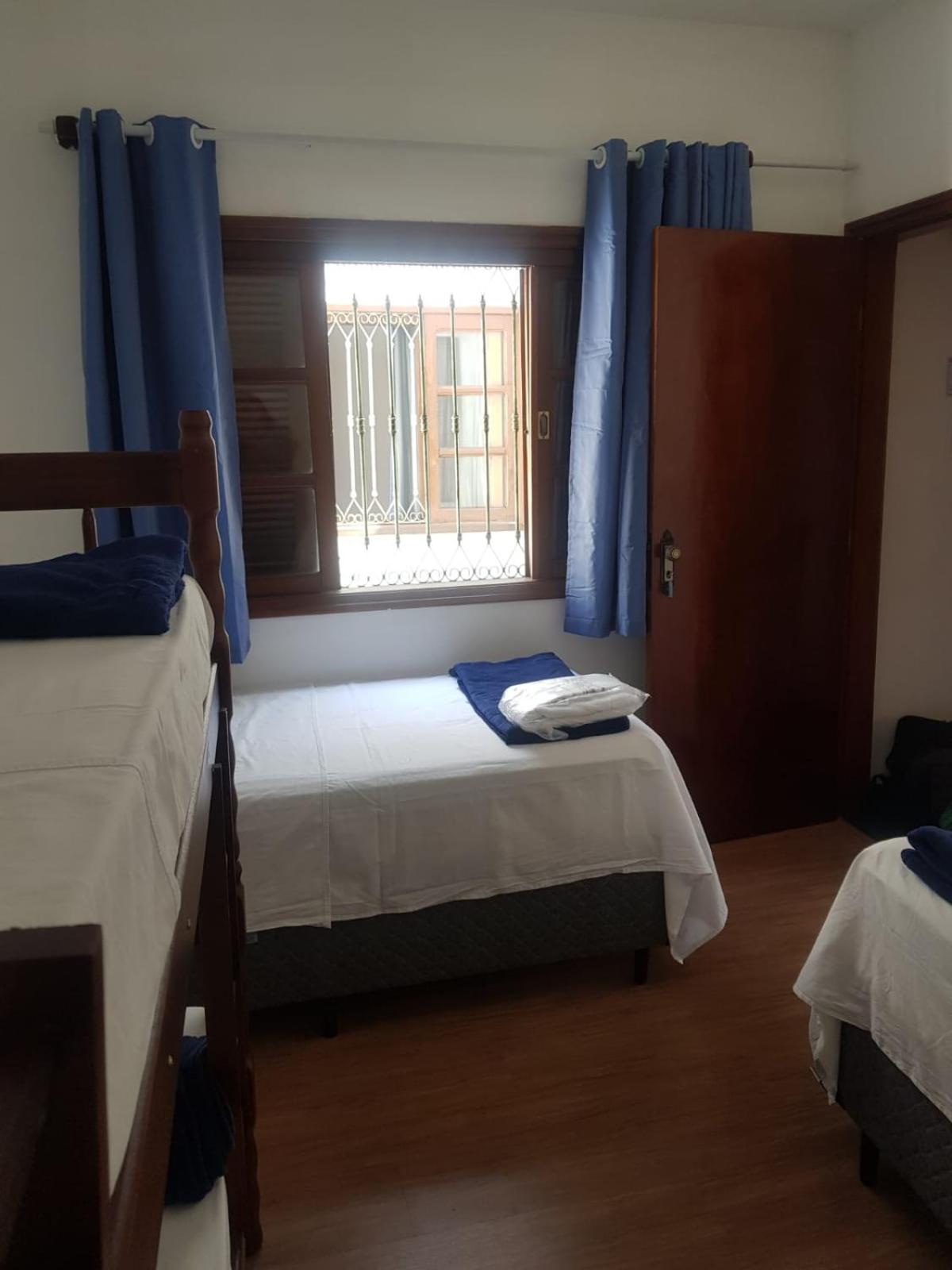 Economy Quadruple Room with Shared Bathroom photo 2