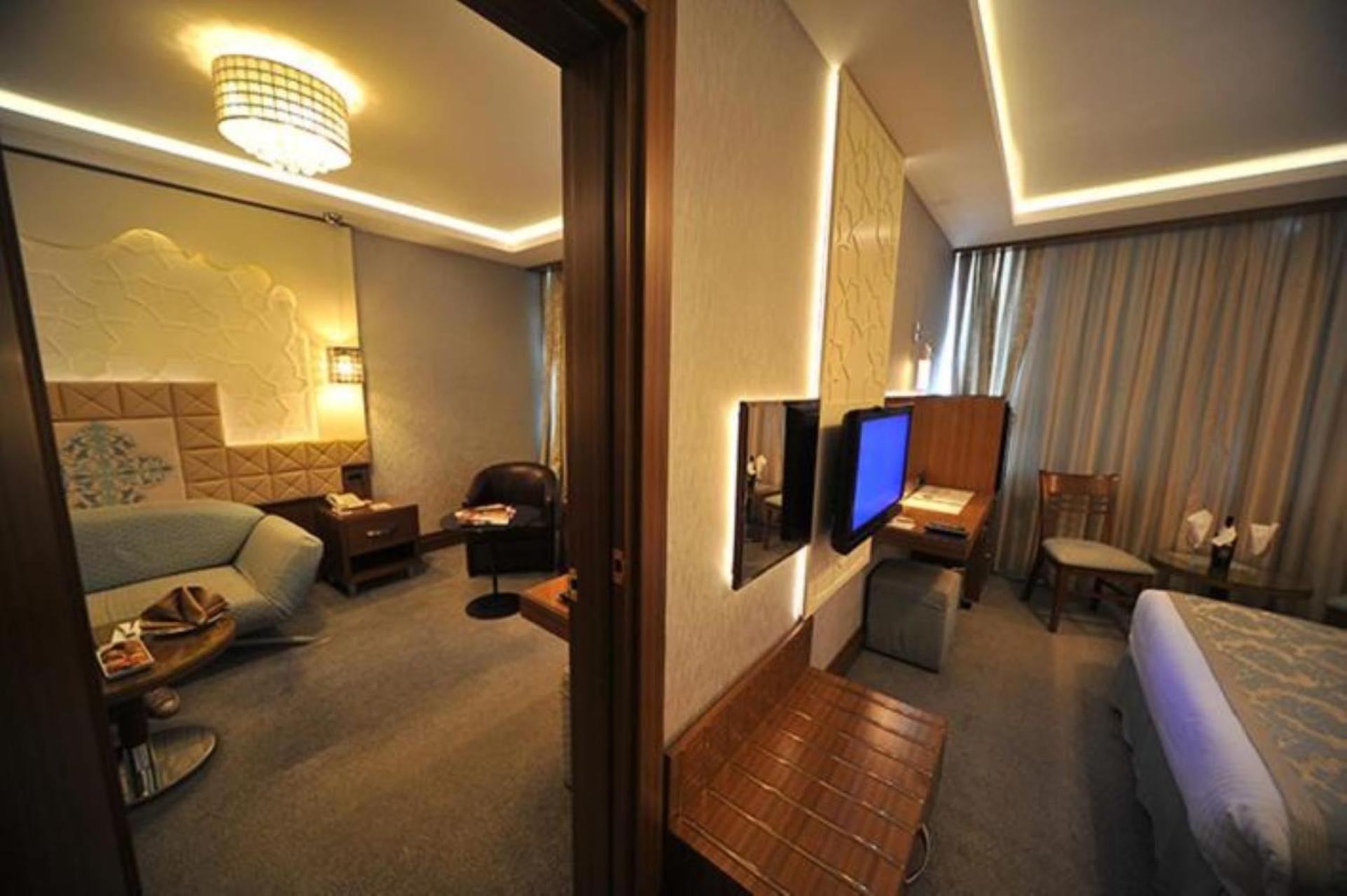 Family Connection Room with Sea View photo 1