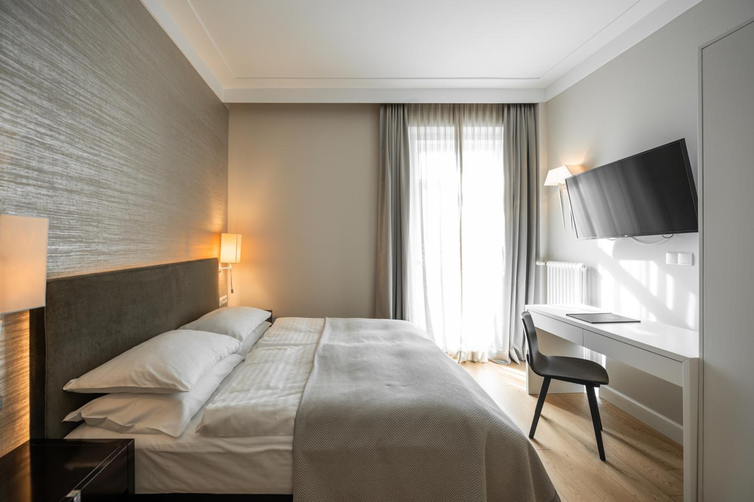 Comfort Double or Twin Room - Photo 1