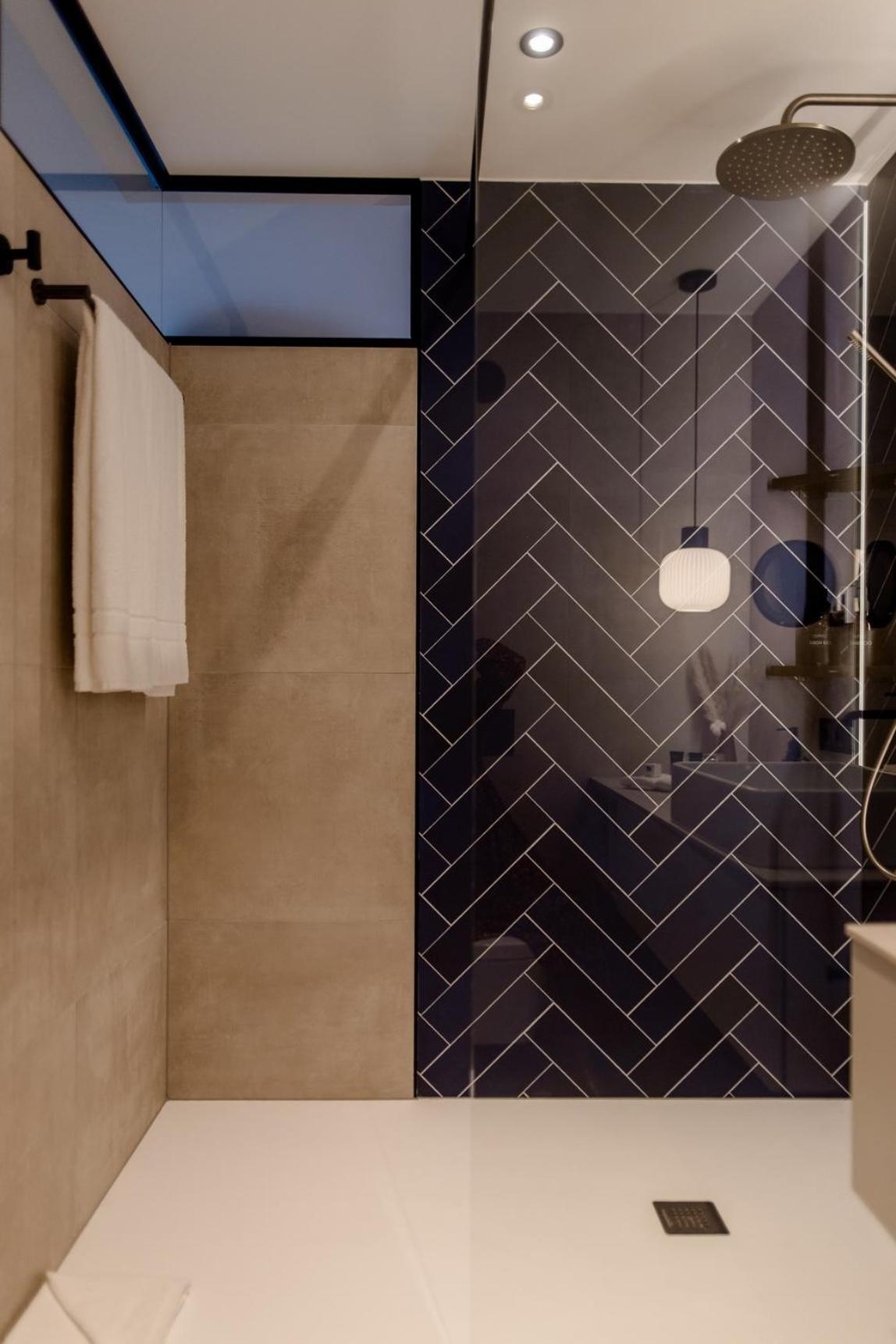 Suite with Spa Bath - Photo 8