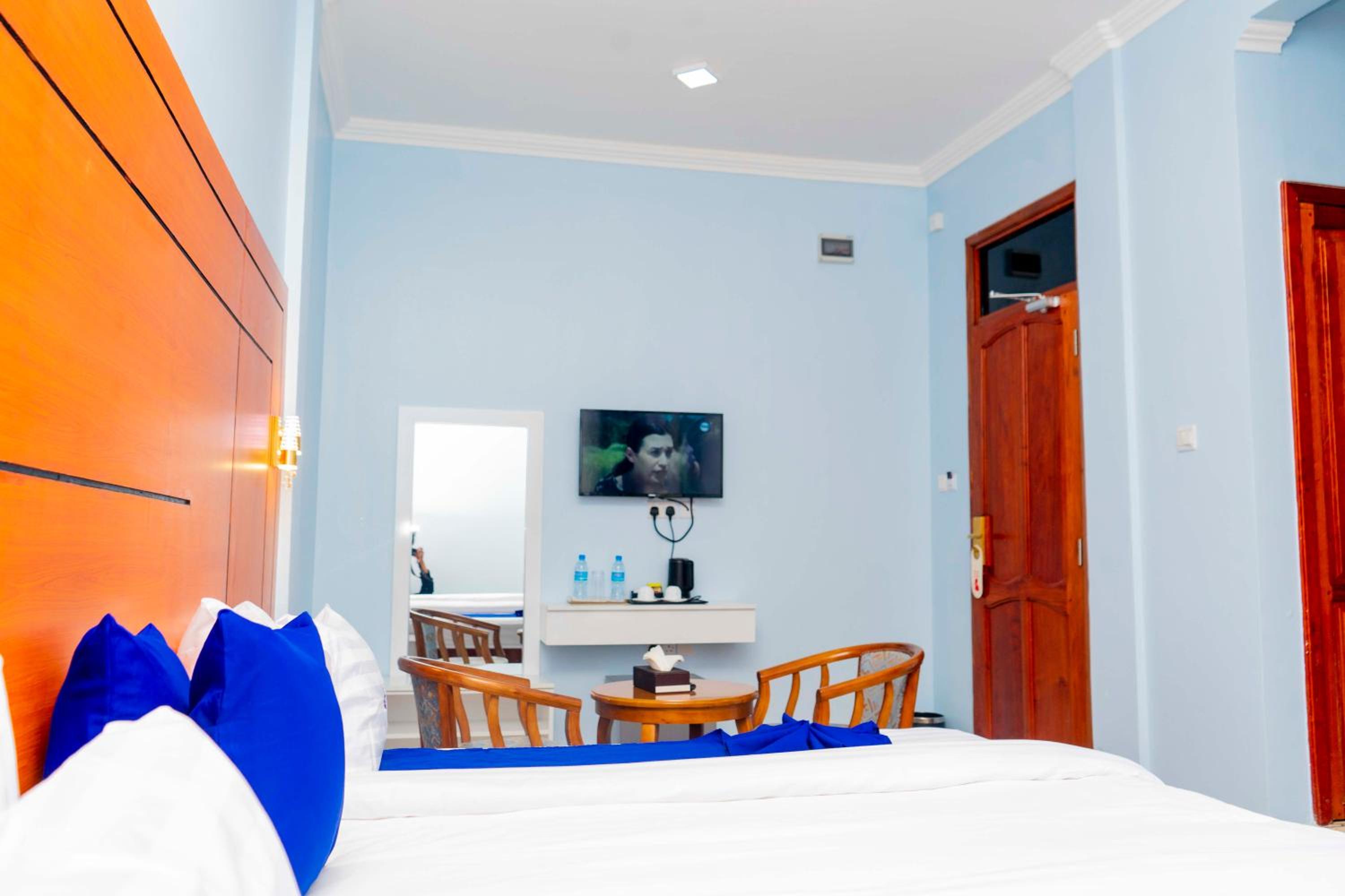 Deluxe Twin Room - Photo 2