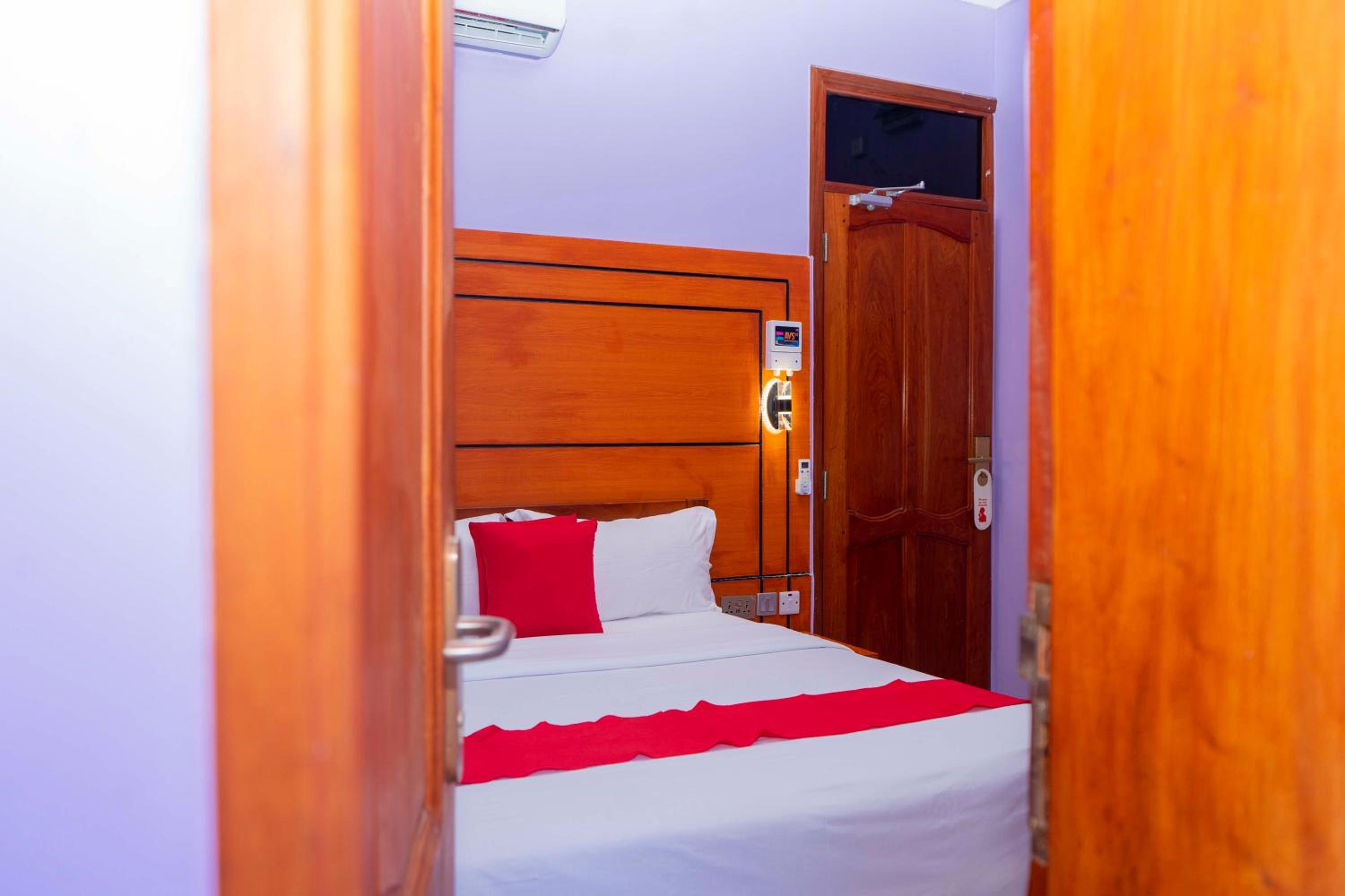 Deluxe Double Room - Photo 1