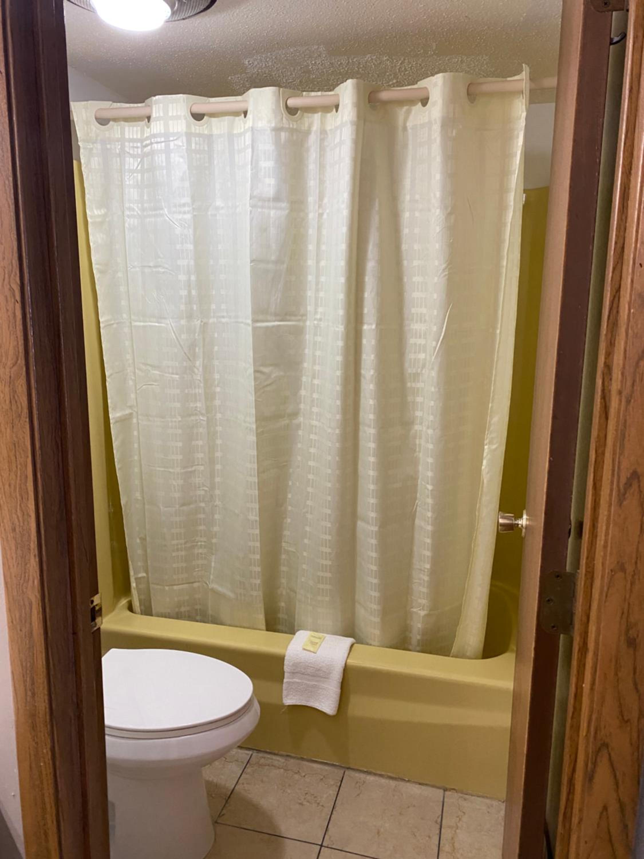Deluxe Queen Room photo 2