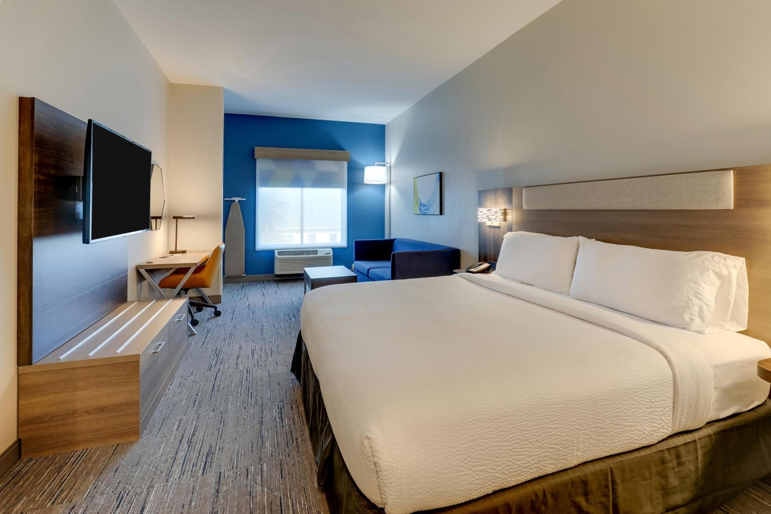 King Room - Hearing Accessible - Non-Smoking - Photo 3