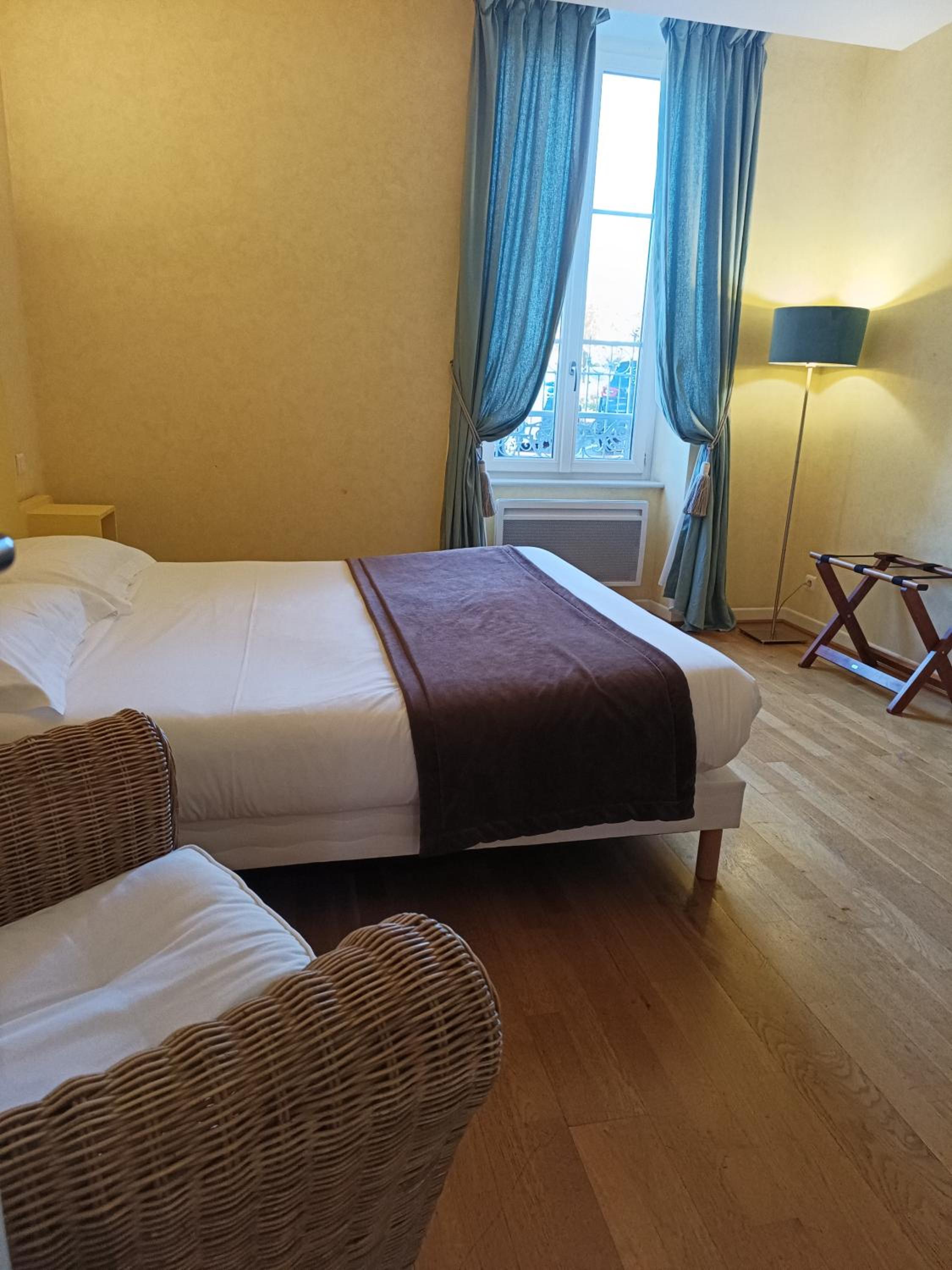 Double or Twin Room photo 2