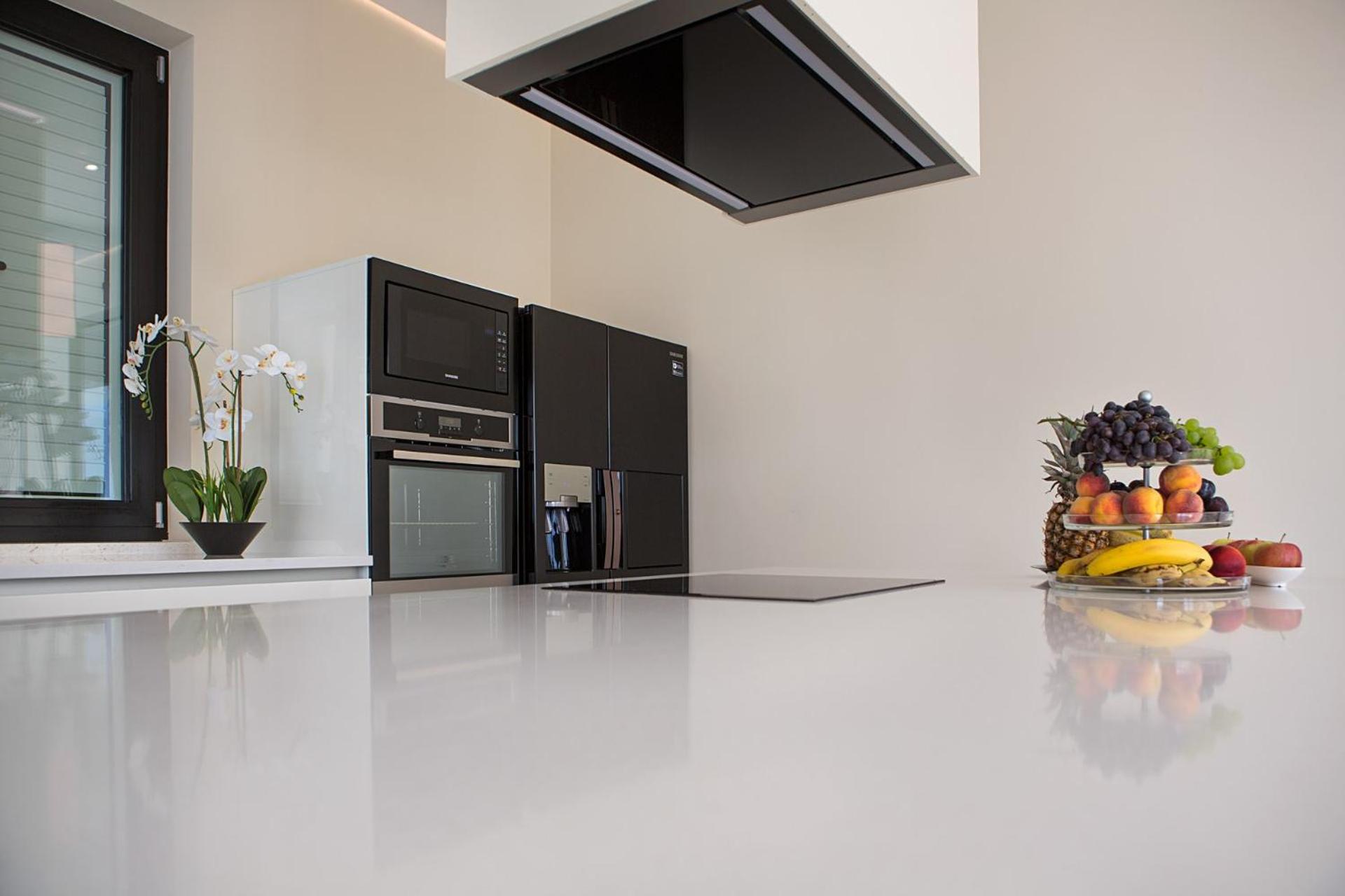 Villa photo 3