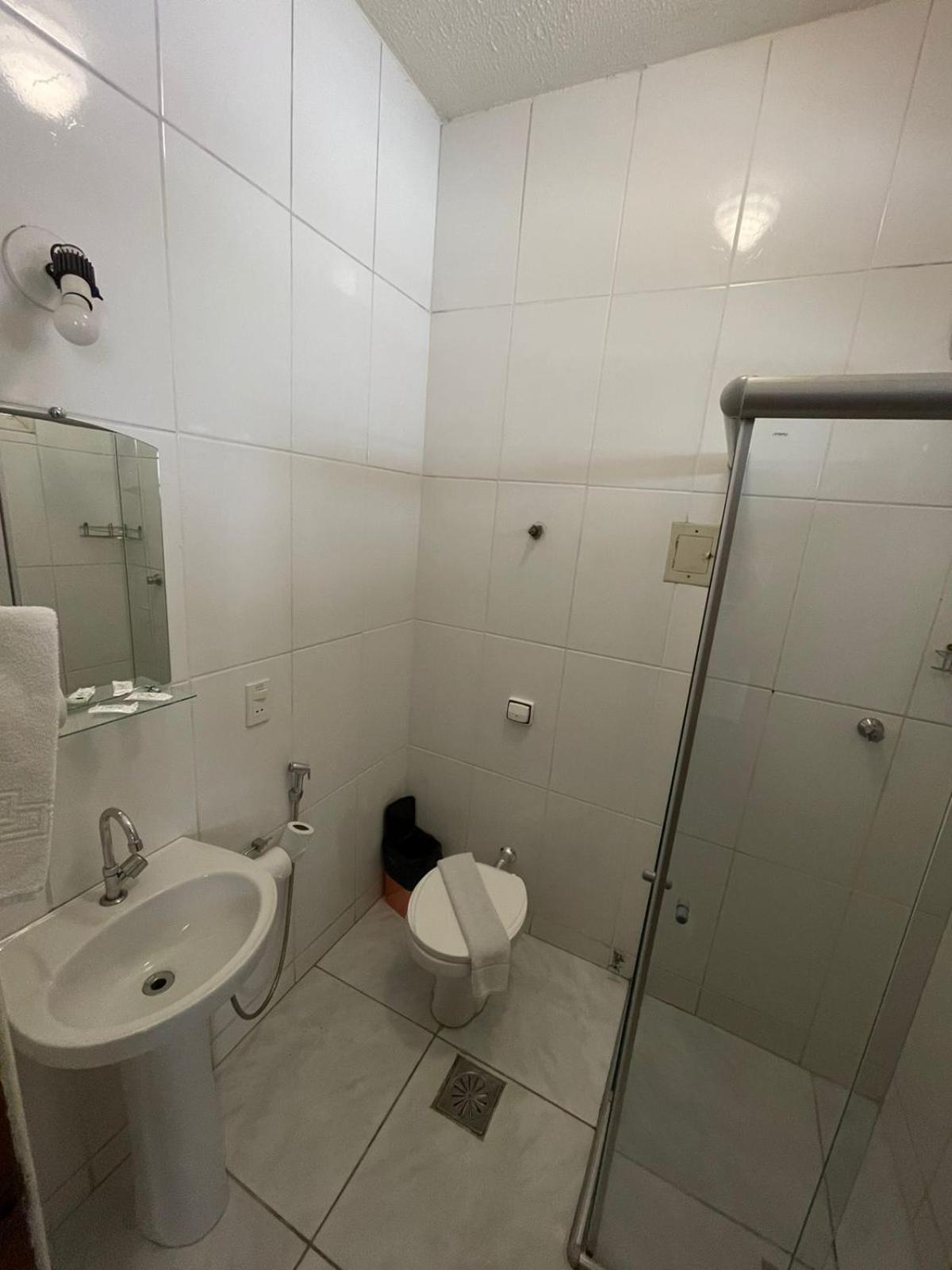Standard Twin Room With Fan, photo 7