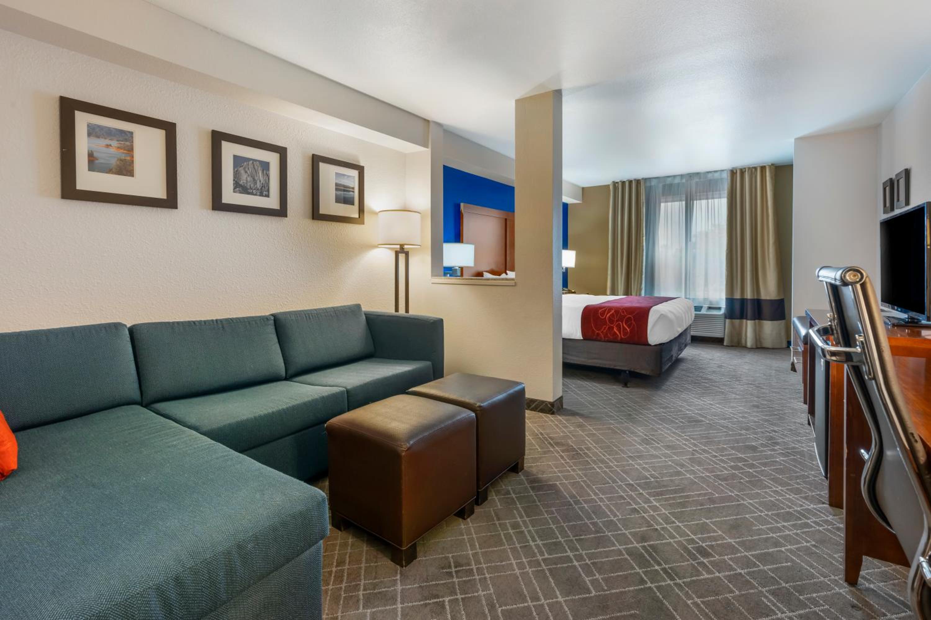 Business King Suite - Accessible/Non-Smoking