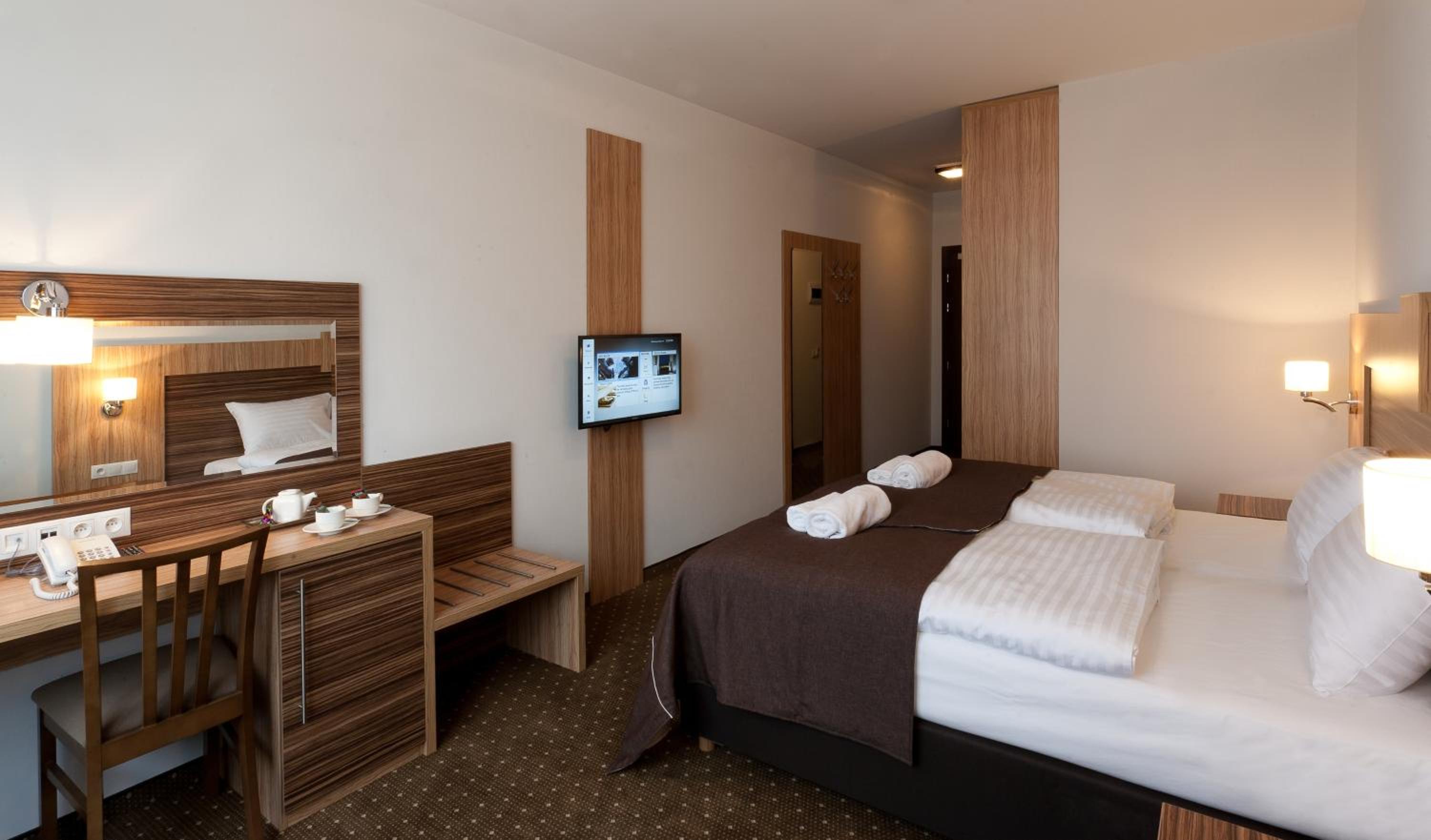 Deluxe Double Room - Photo 4