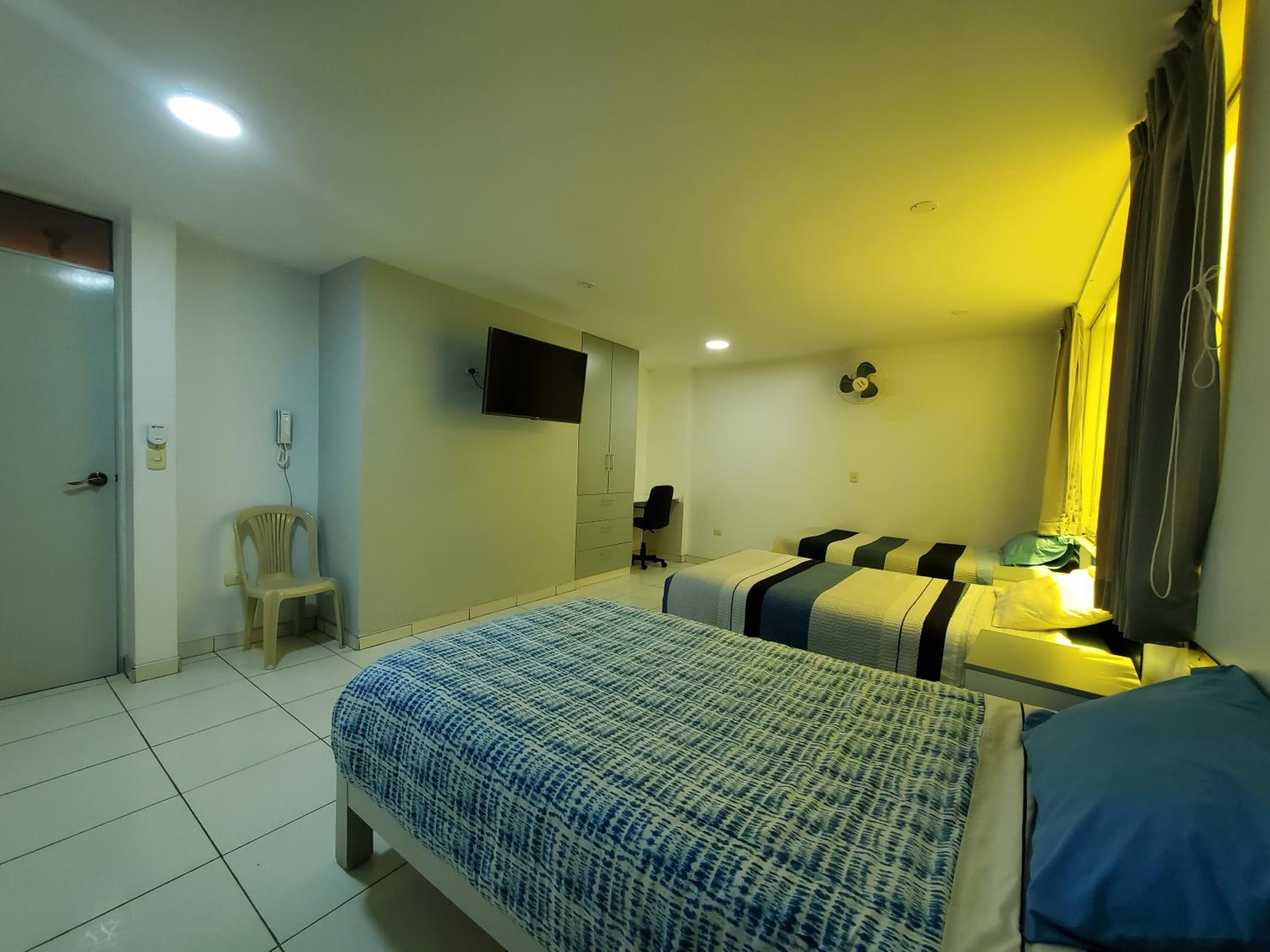 Comfort Triple Room photo 3