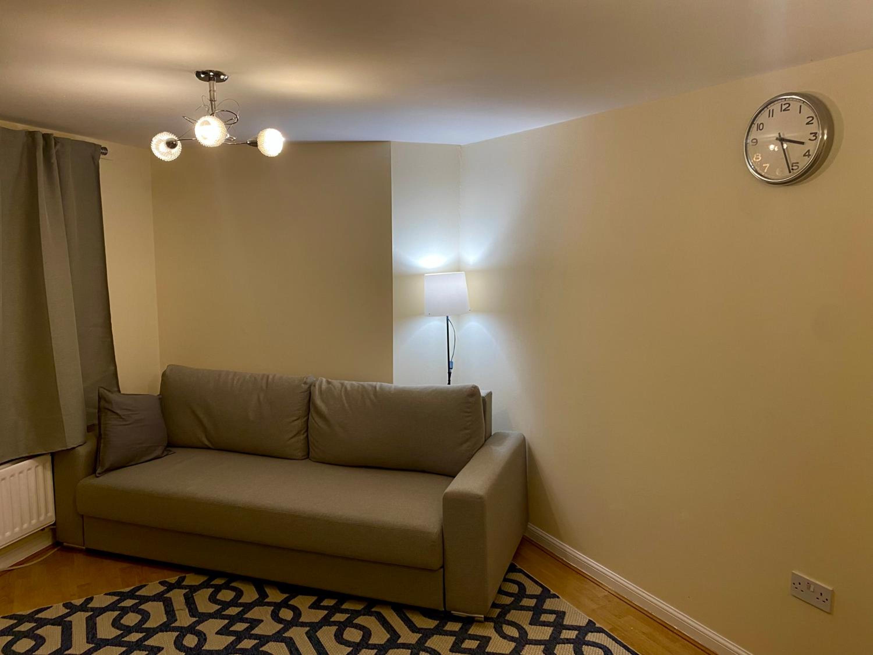 Apartment photo 2