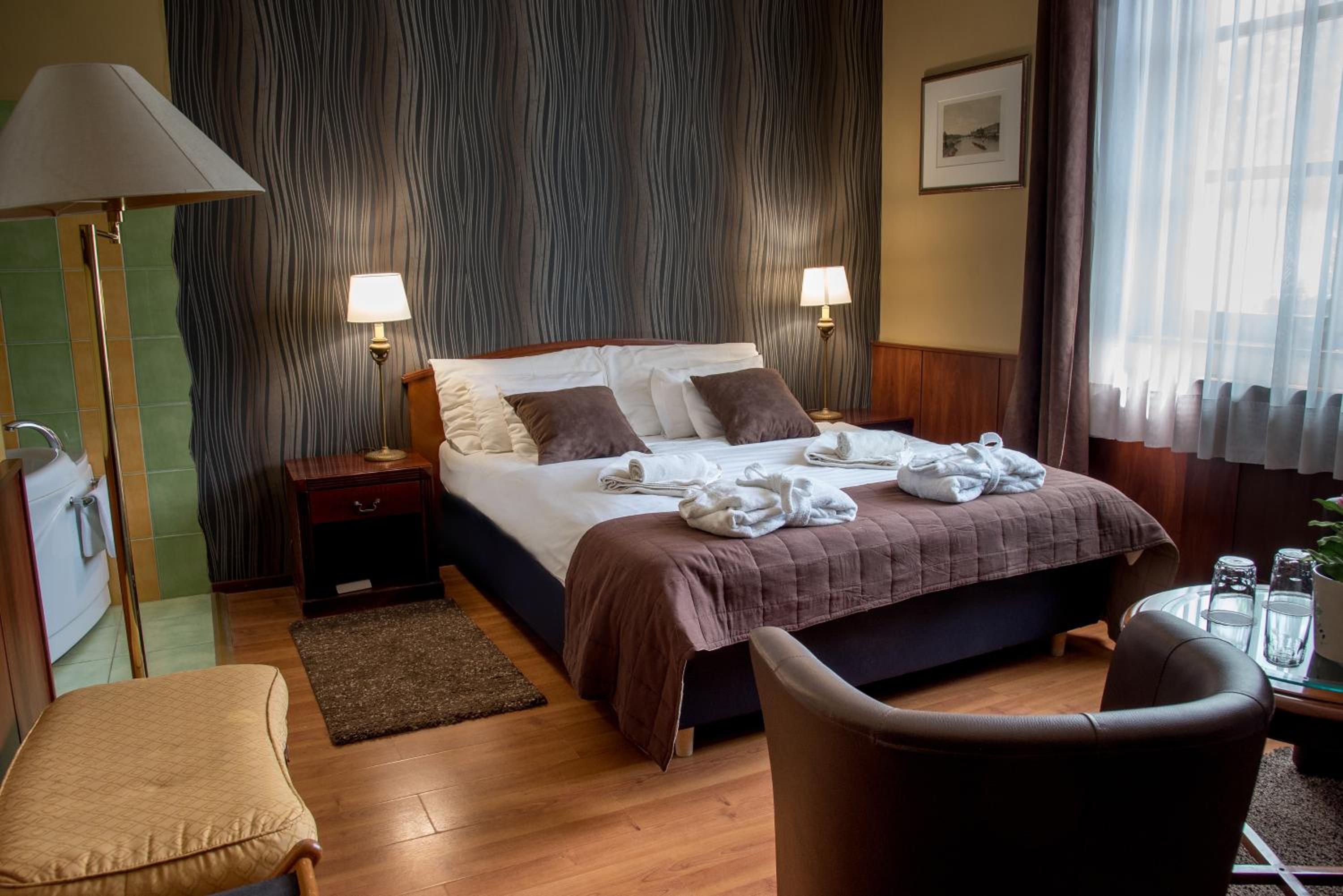 Bridal Suite photo 3