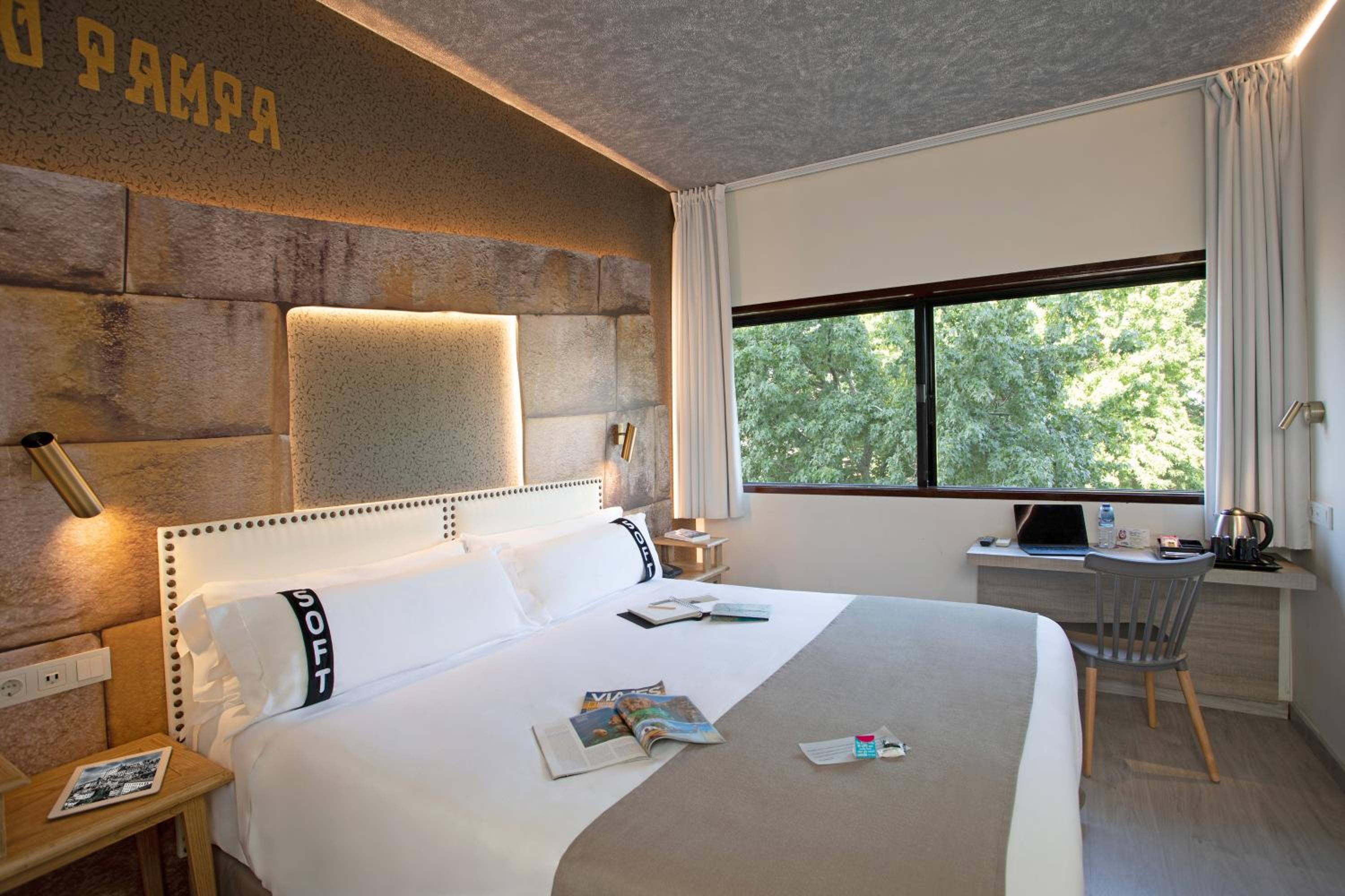 Double Room - Photo 23