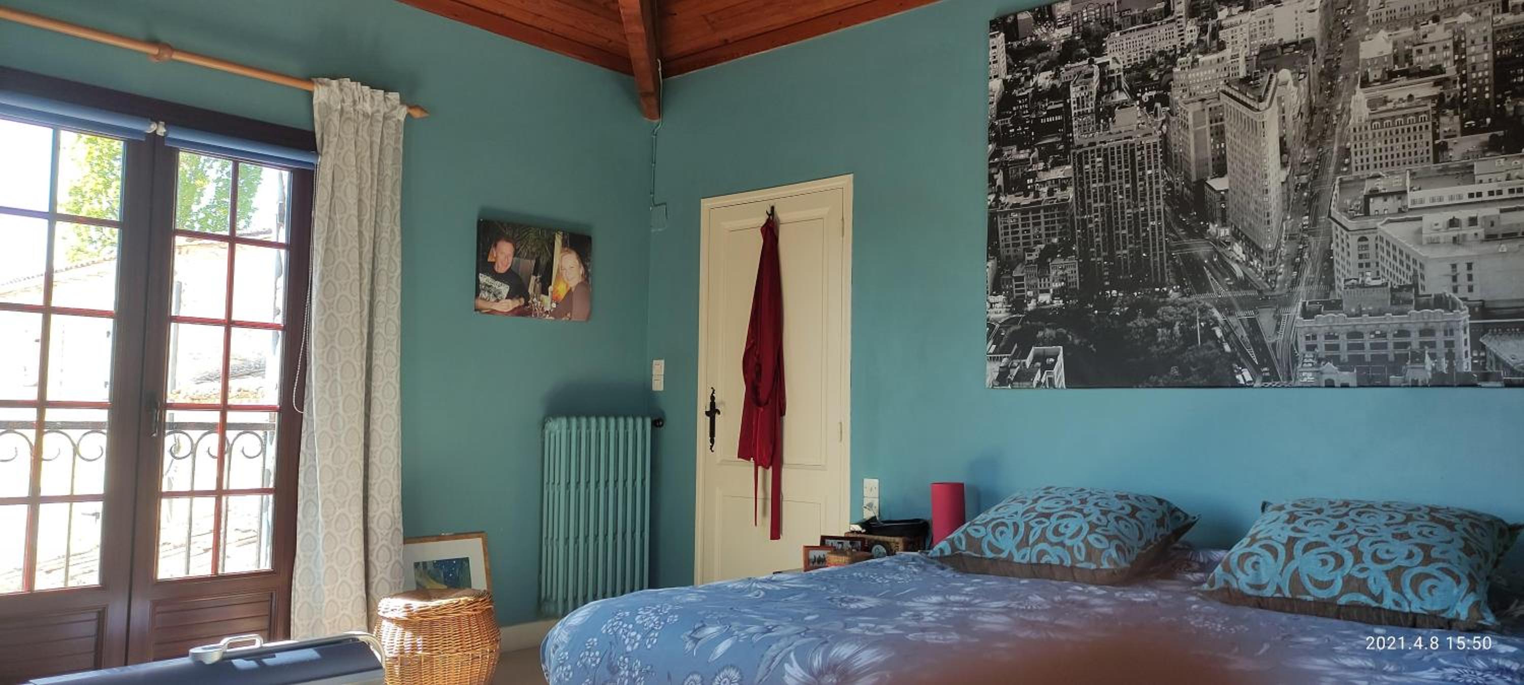 Deluxe King Suite photo 1