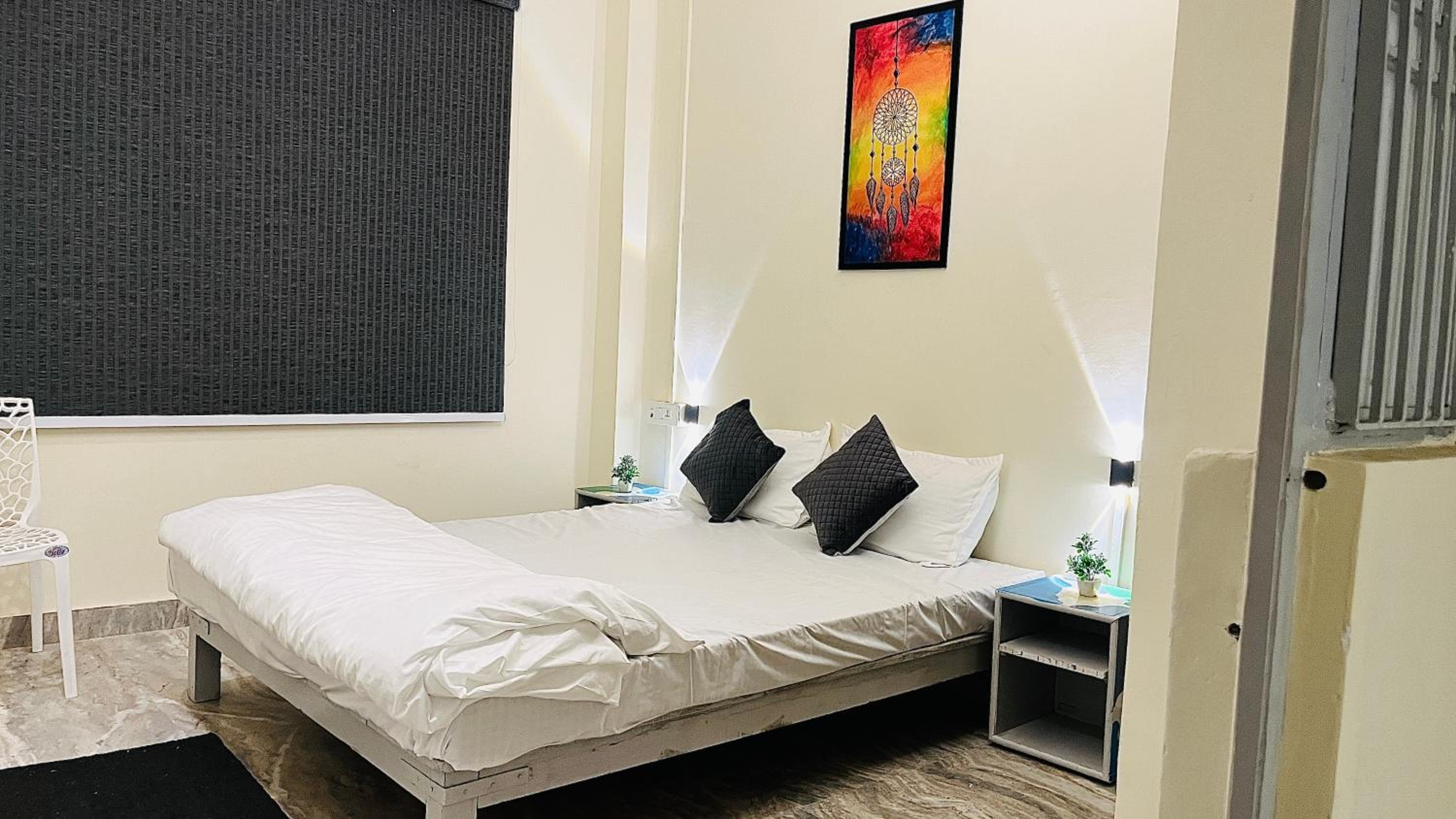 Standard Queen Room photo 3