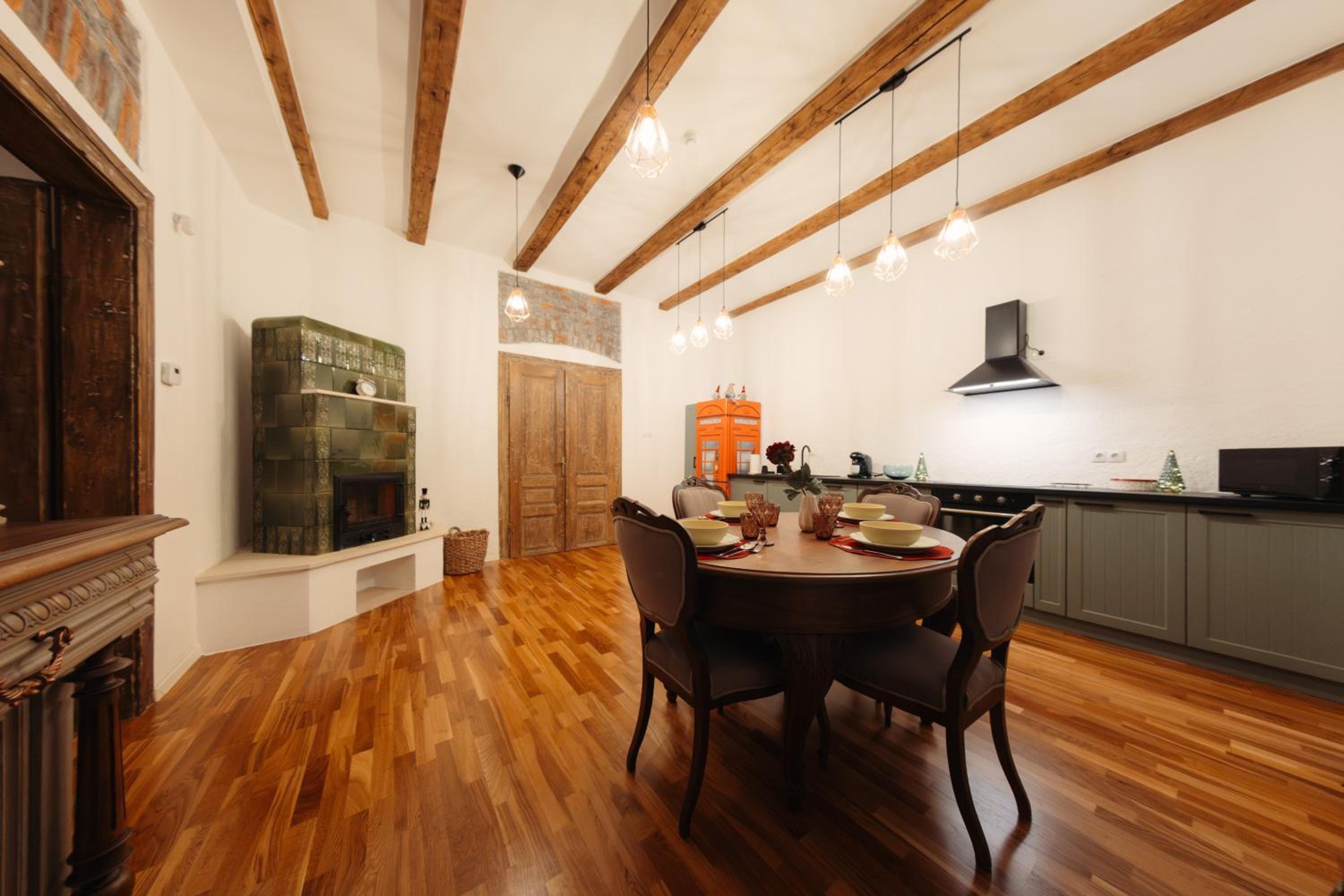 One-Bedroom Apartment - Photo 10