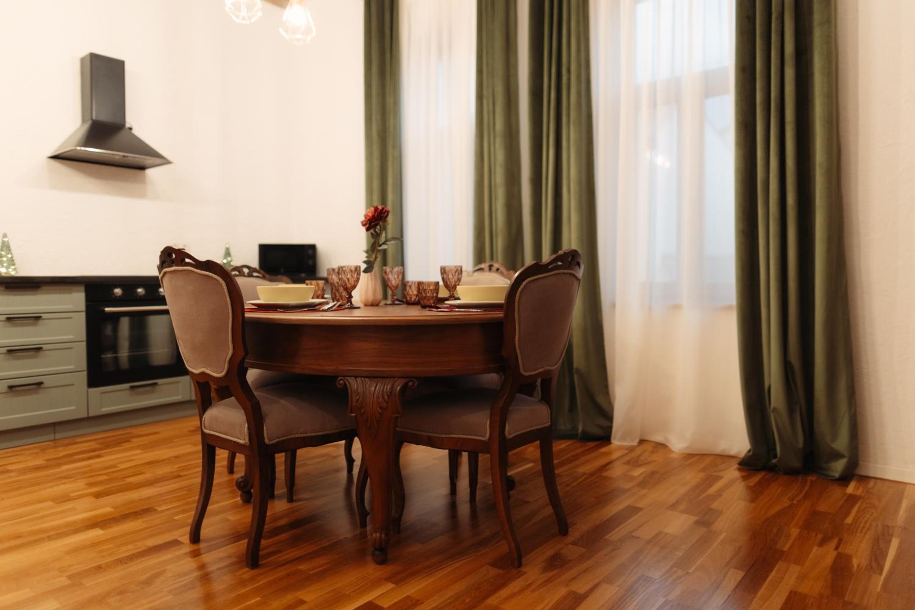 One-Bedroom Apartment - Photo 15