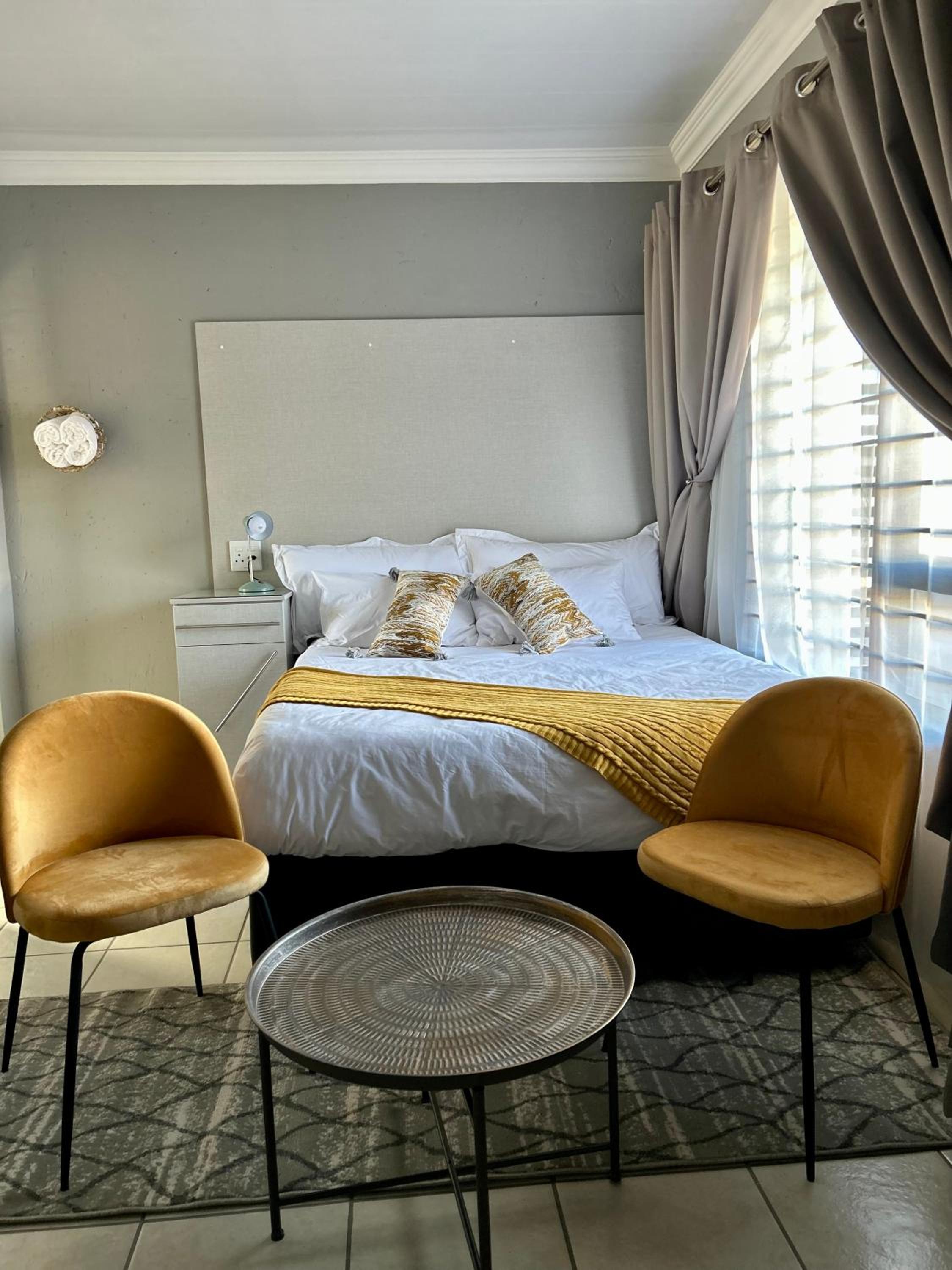 Queen Suite photo 1