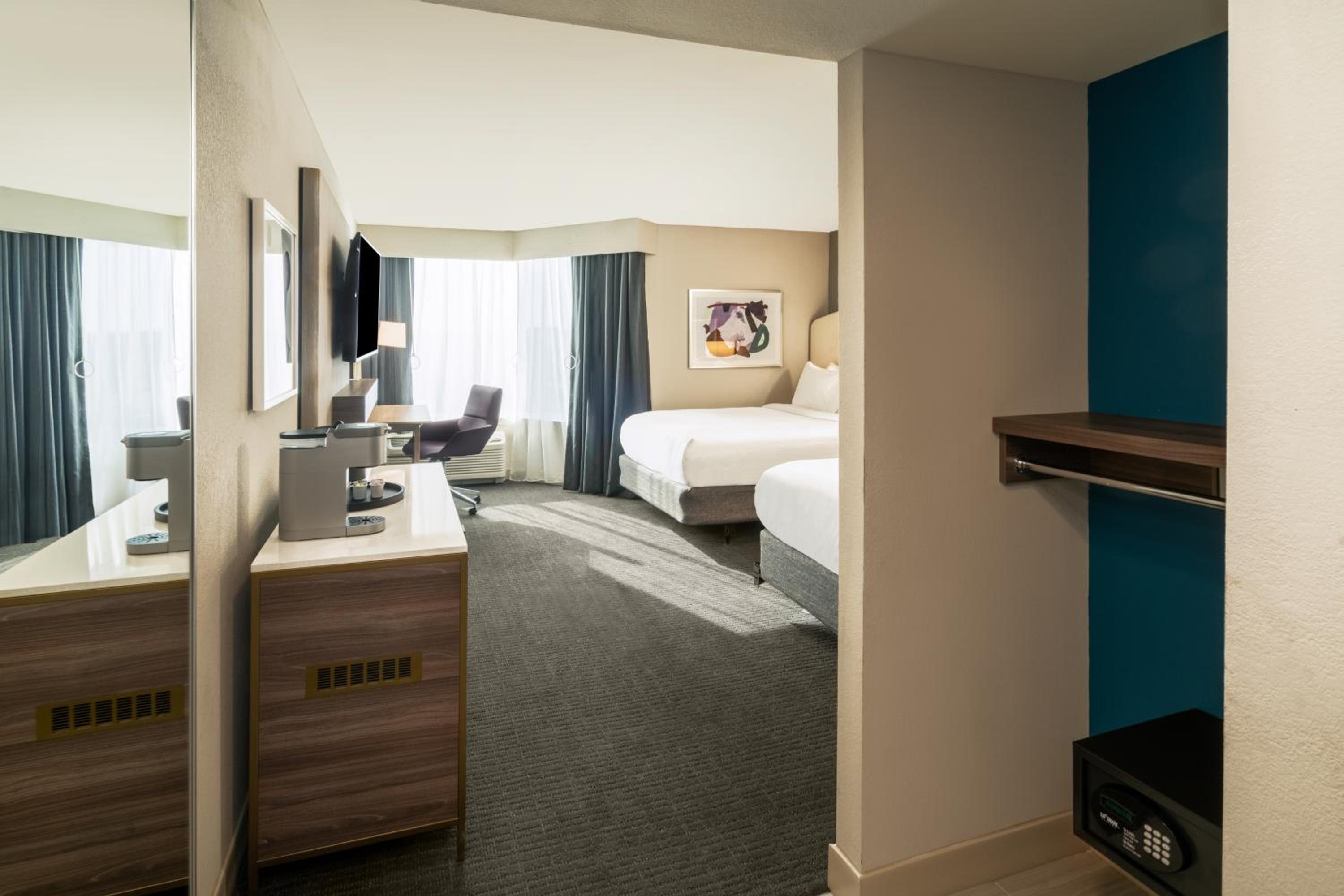 Double Room with Bath Tub - Disability Access  - Photo 1