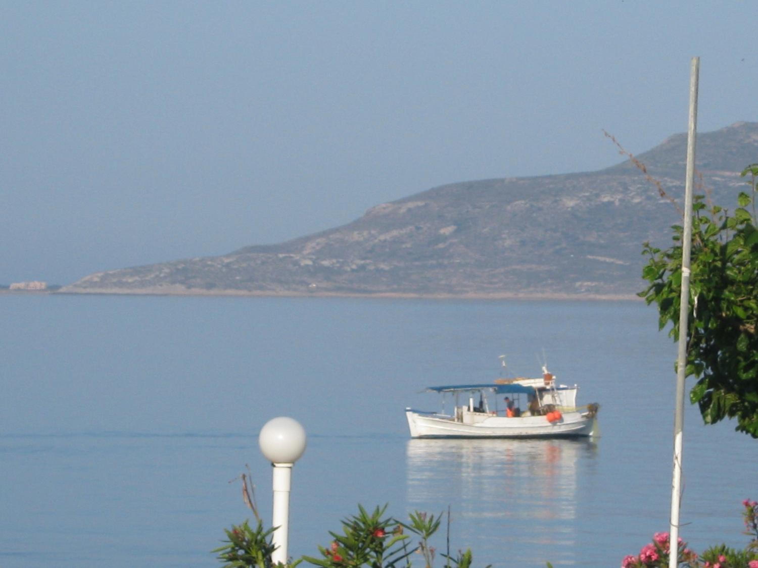 Double Room with Sea View - Photo 11