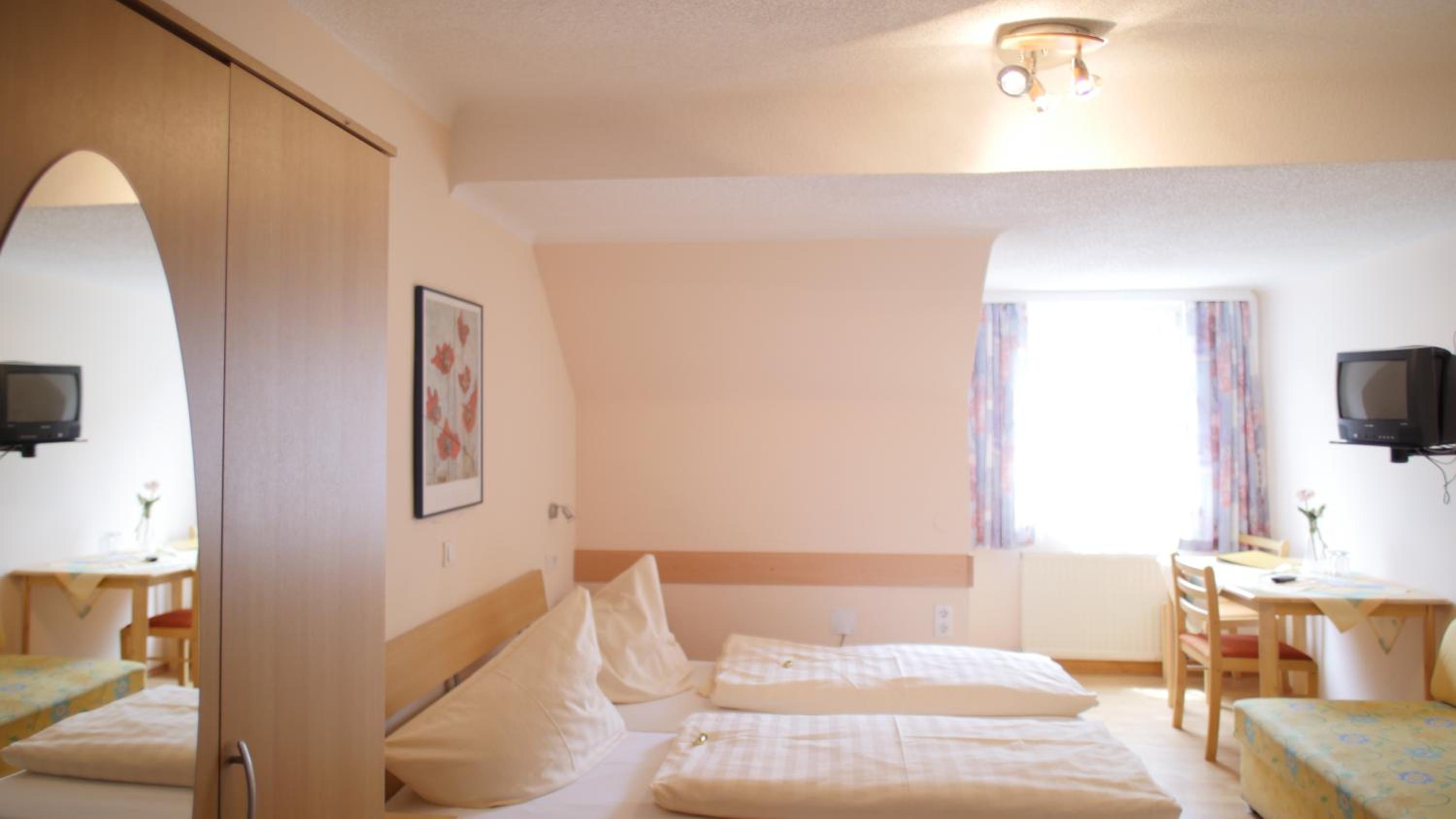Triple Room photo 2