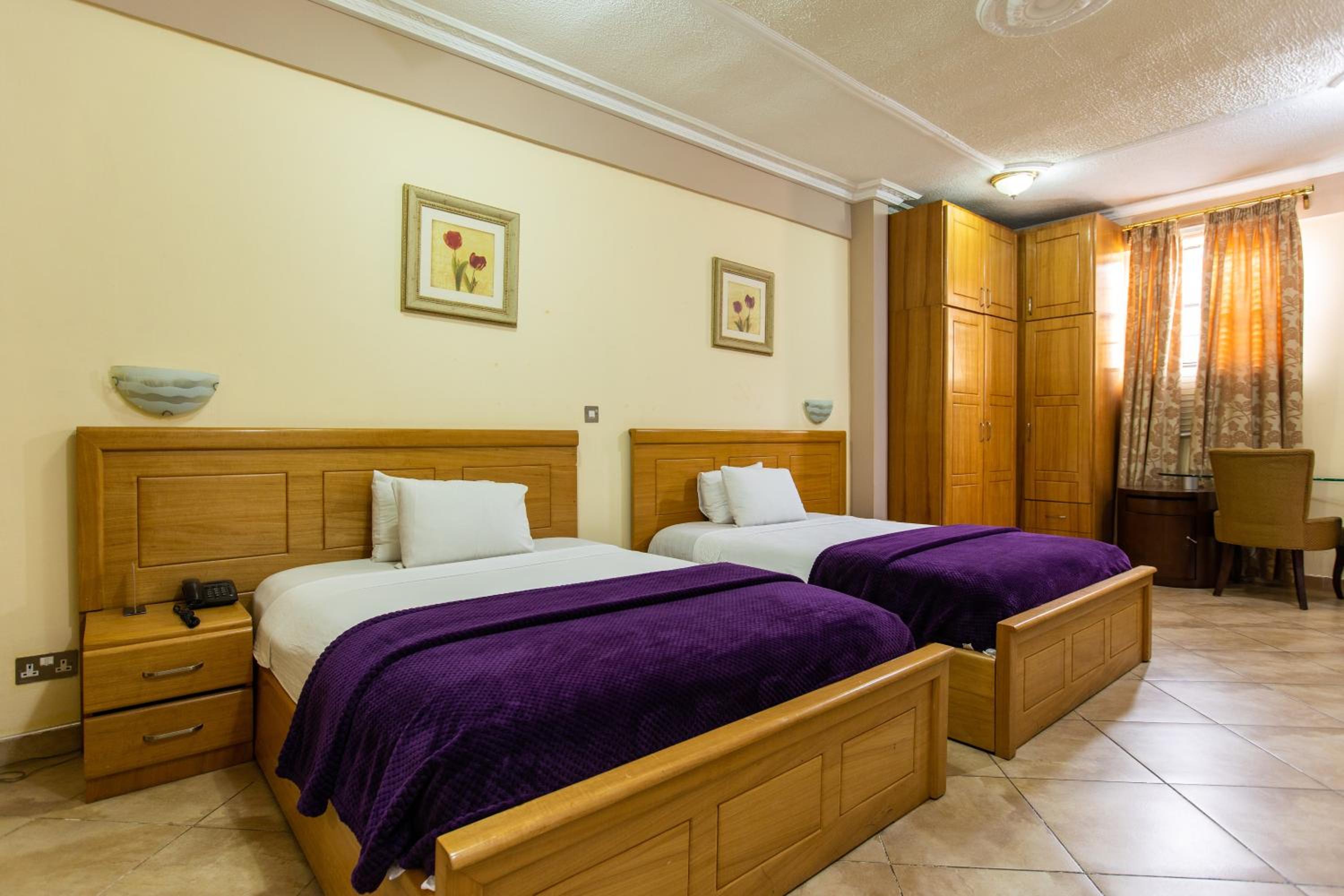 Deluxe Twin Room photo 1