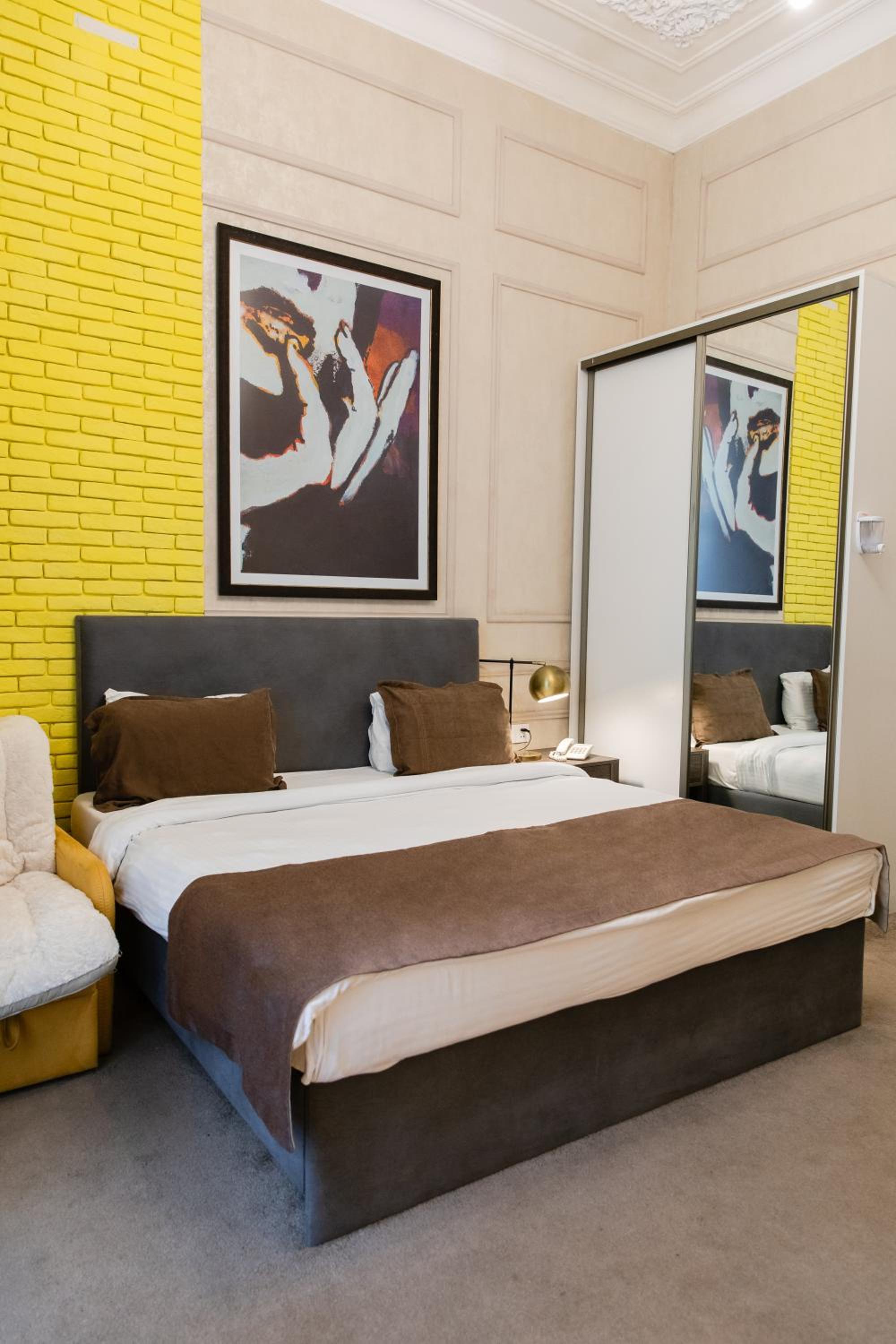 Junior Suite with Balcony photo 3