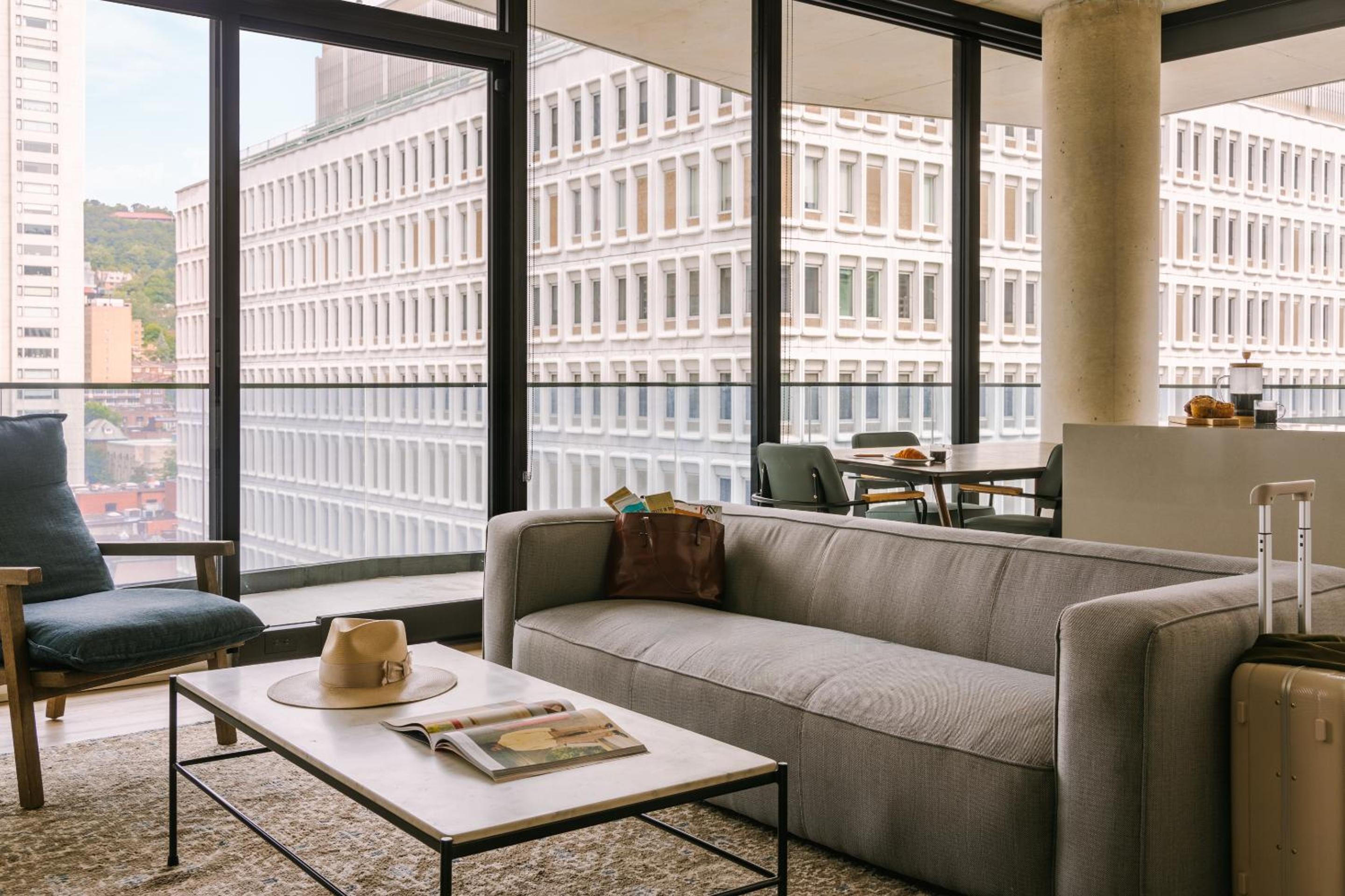 Three-Bedroom Superior Apartment with Balcony