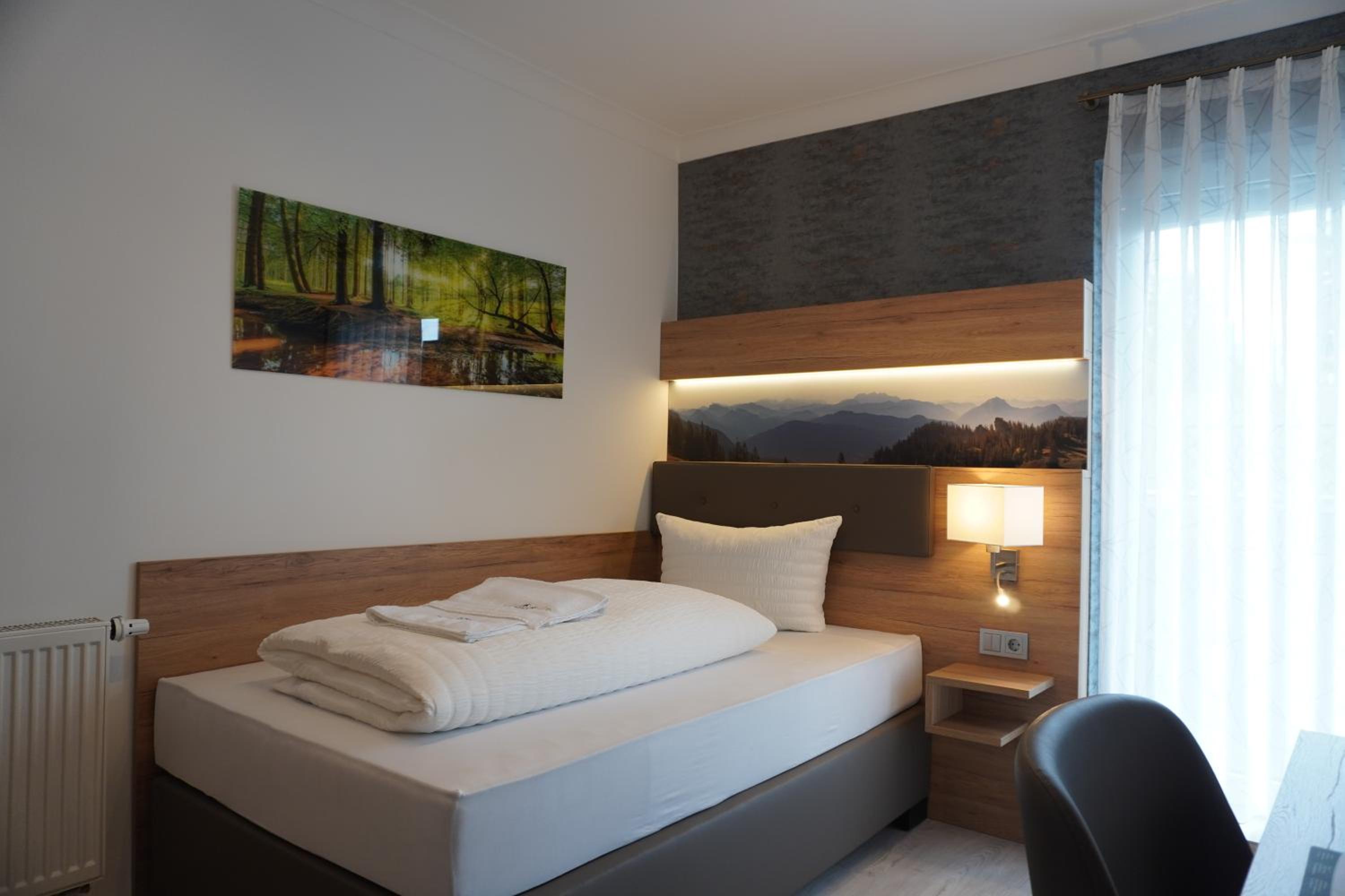 Single Room with Balcony photo 1