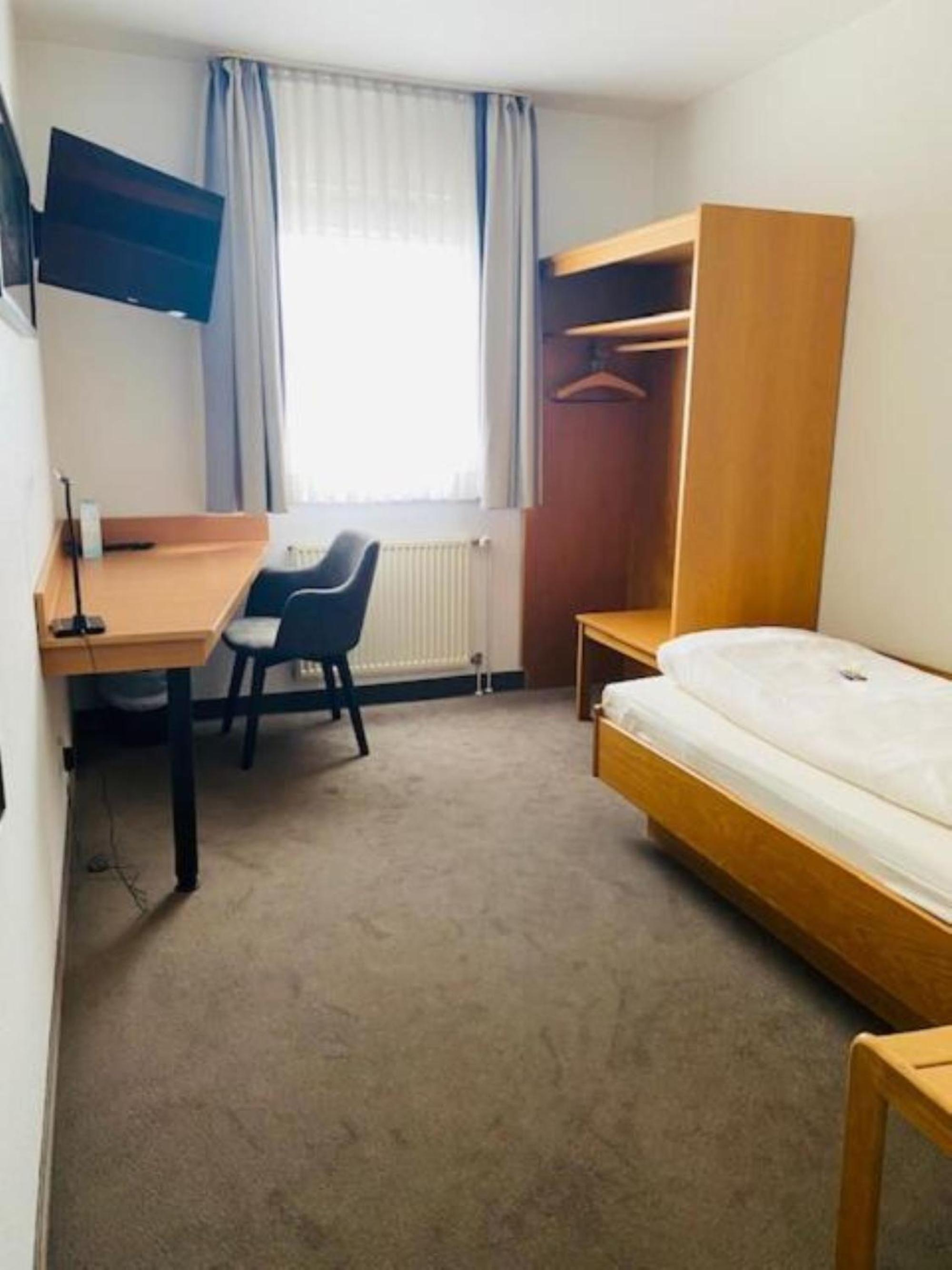 Single Room photo 1