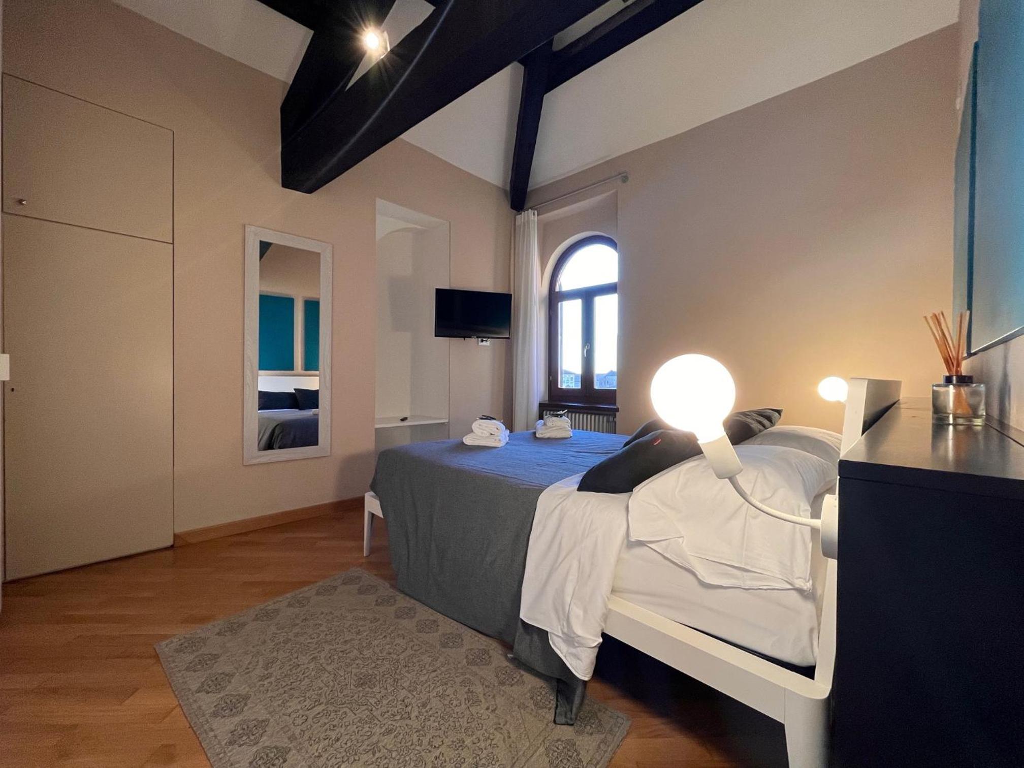 Penthouse Apartment - Photo 20