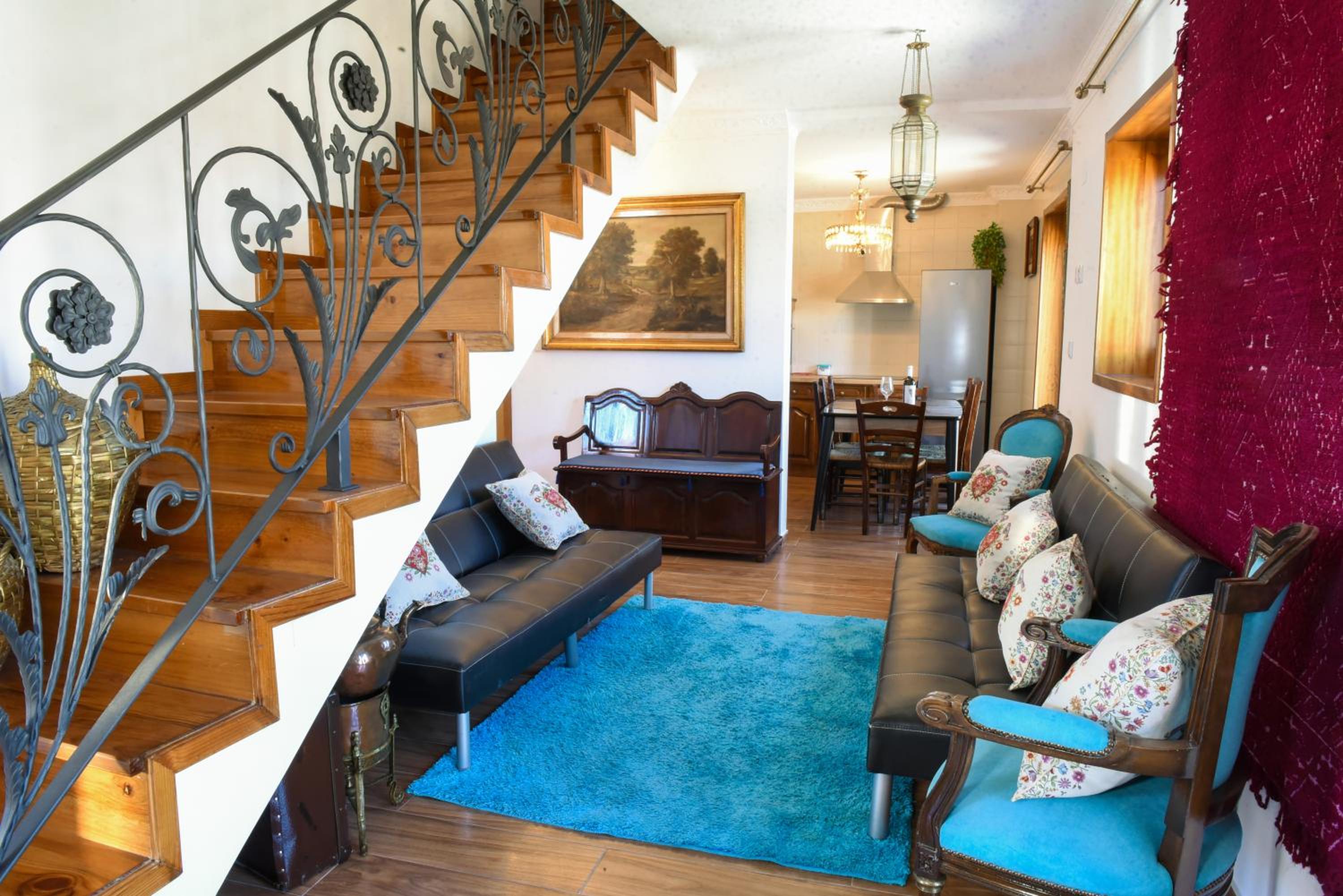 Four-Bedroom House - Photo 7
